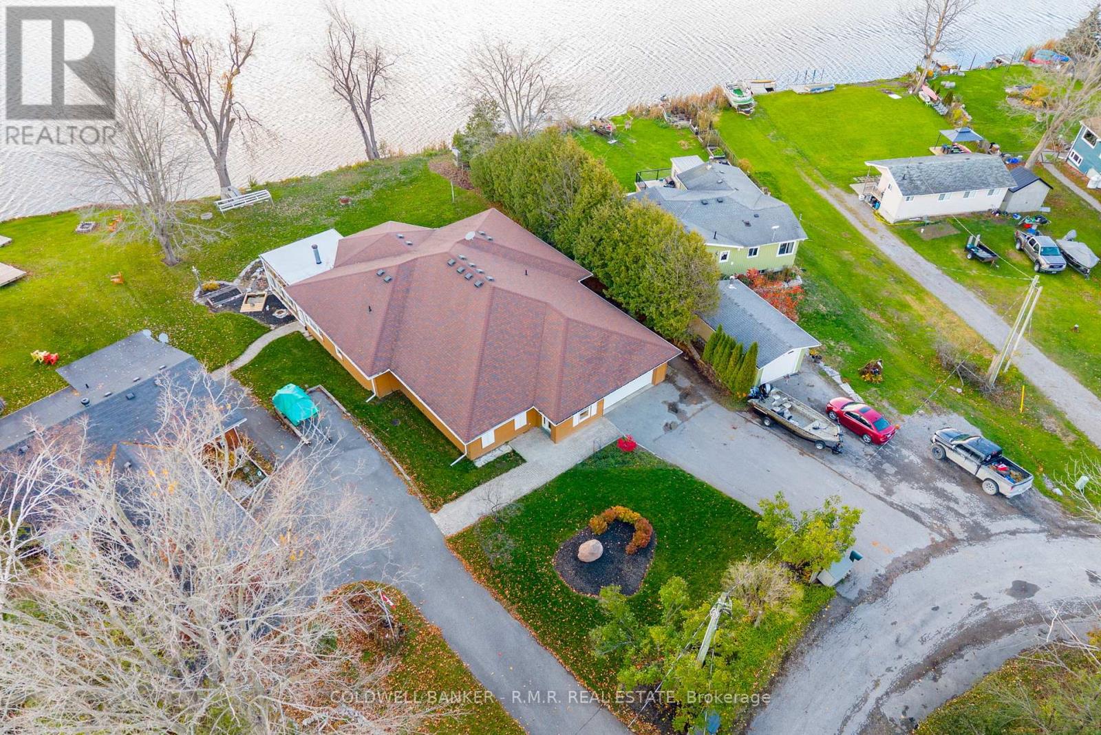 74 Butternut Drive, Kawartha Lakes (Fenelon), Ontario  K9V 4R1 - Photo 2 - X12518886