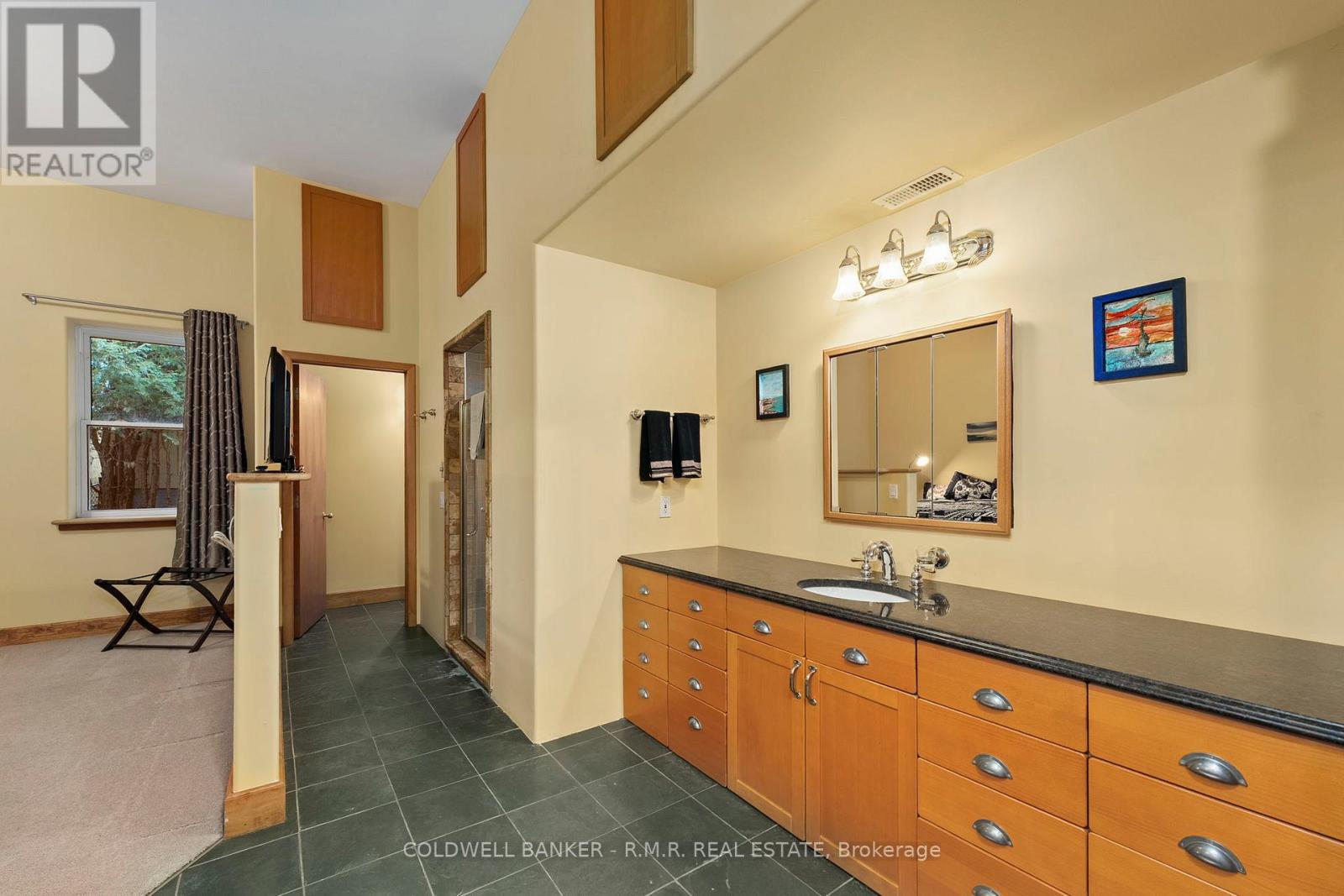 74 Butternut Drive, Kawartha Lakes (Fenelon), Ontario  K9V 4R1 - Photo 40 - X12518886