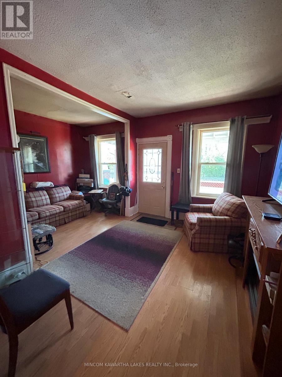 460 Driscoll Terrace, Peterborough (Ashburnham Ward 4), Ontario  K9H 1T7 - Photo 4 - X12518980