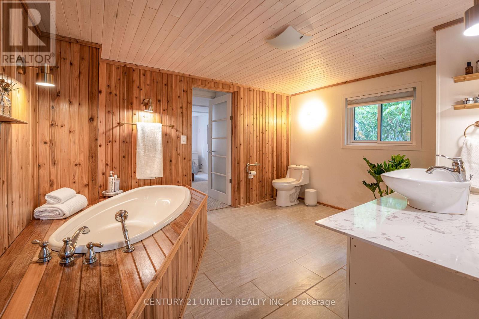 1105 Primrose Lane, Selwyn, Ontario  K9J 6X5 - Photo 11 - X12519040