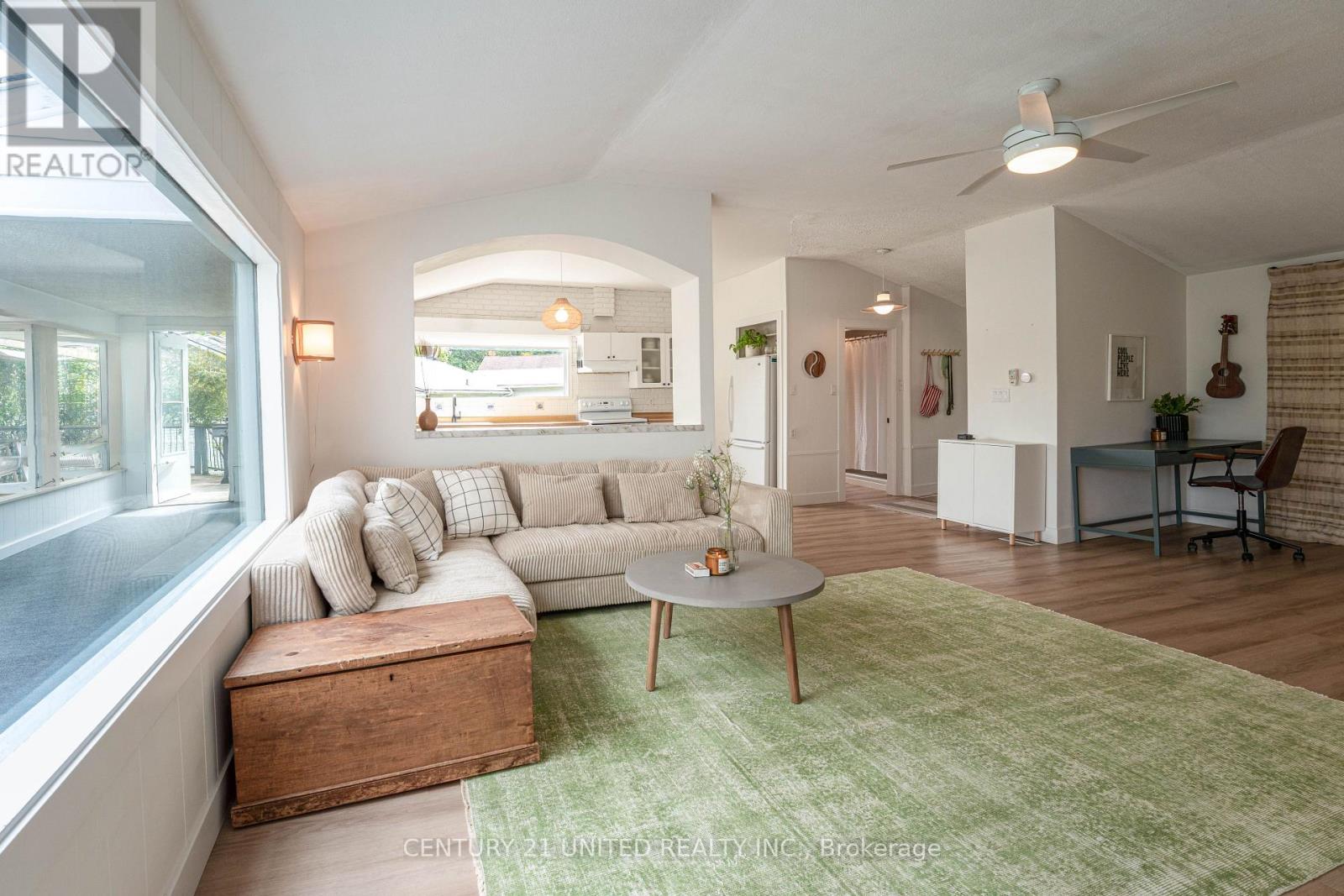 1105 Primrose Lane, Selwyn, Ontario  K9J 6X5 - Photo 4 - X12519040