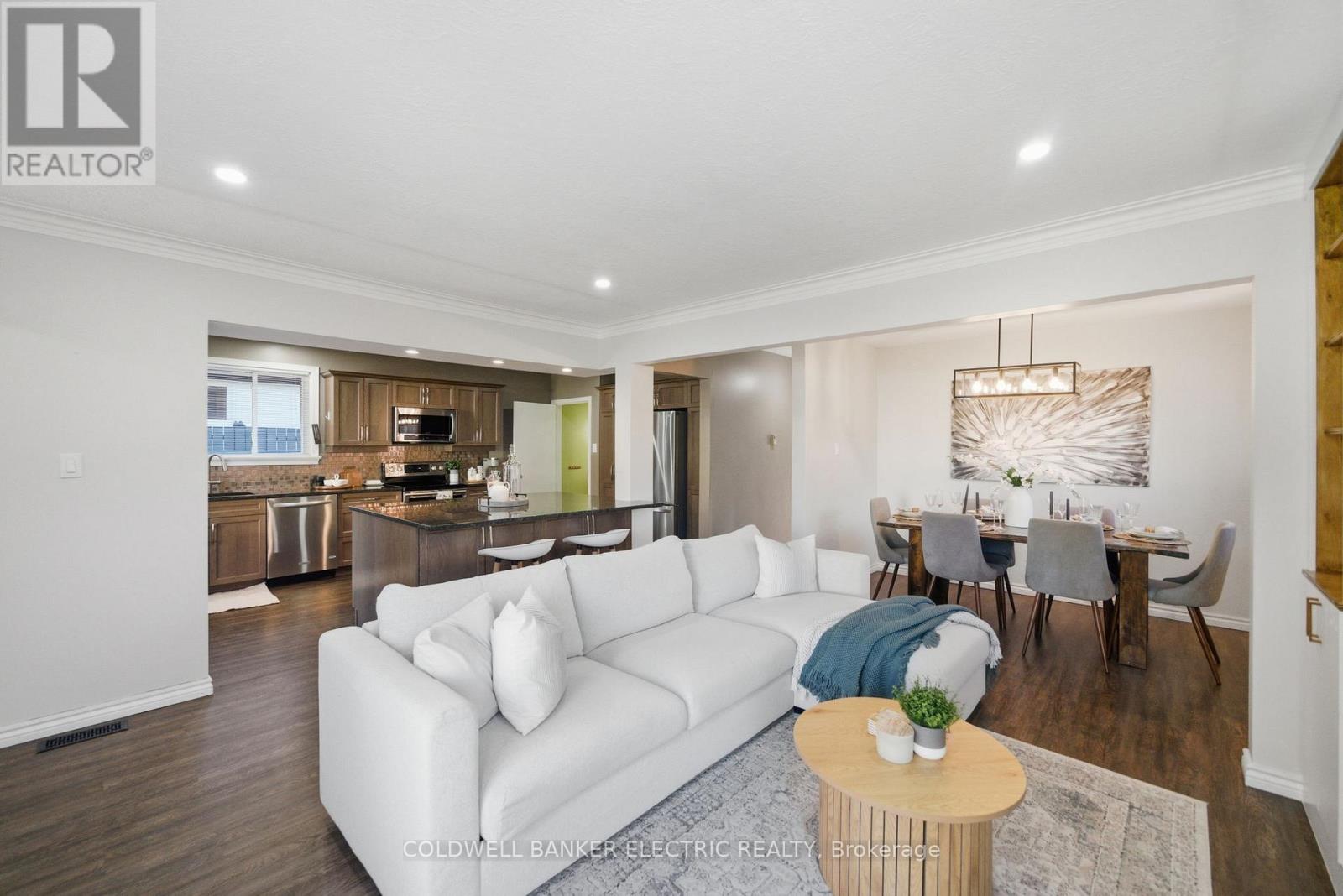 193 Benson Avenue, Peterborough (Northcrest Ward 5), Ontario  K9H 5Y6 - Photo 15 - X12519128