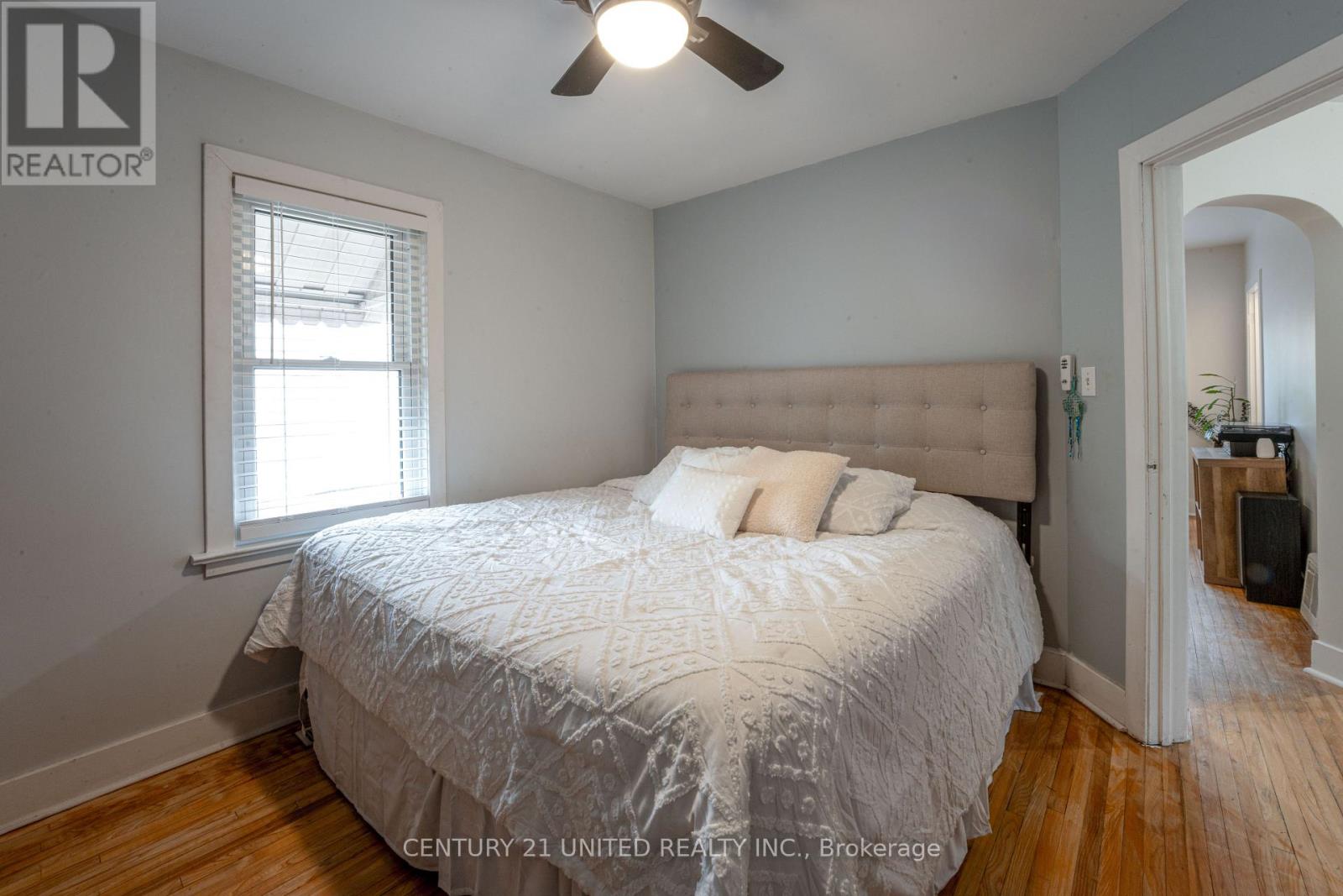 273 Bennet Street, Peterborough (Northcrest Ward 5), Ontario  K9H 5B8 - Photo 10 - X12519194