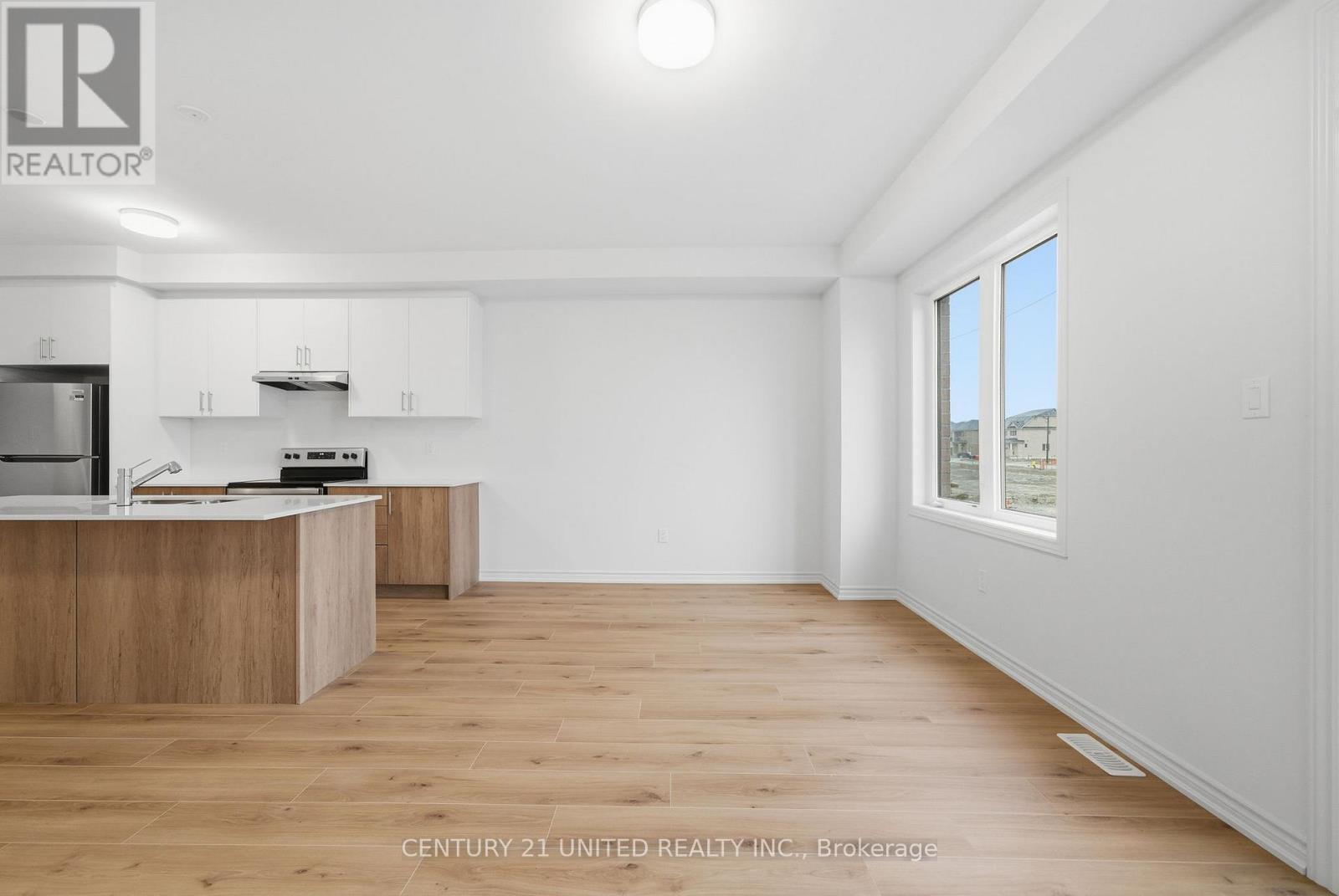 129 Sanderson Drive, Kawartha Lakes (Lindsay), Ontario  K9V 0S7 - Photo 19 - X12519438