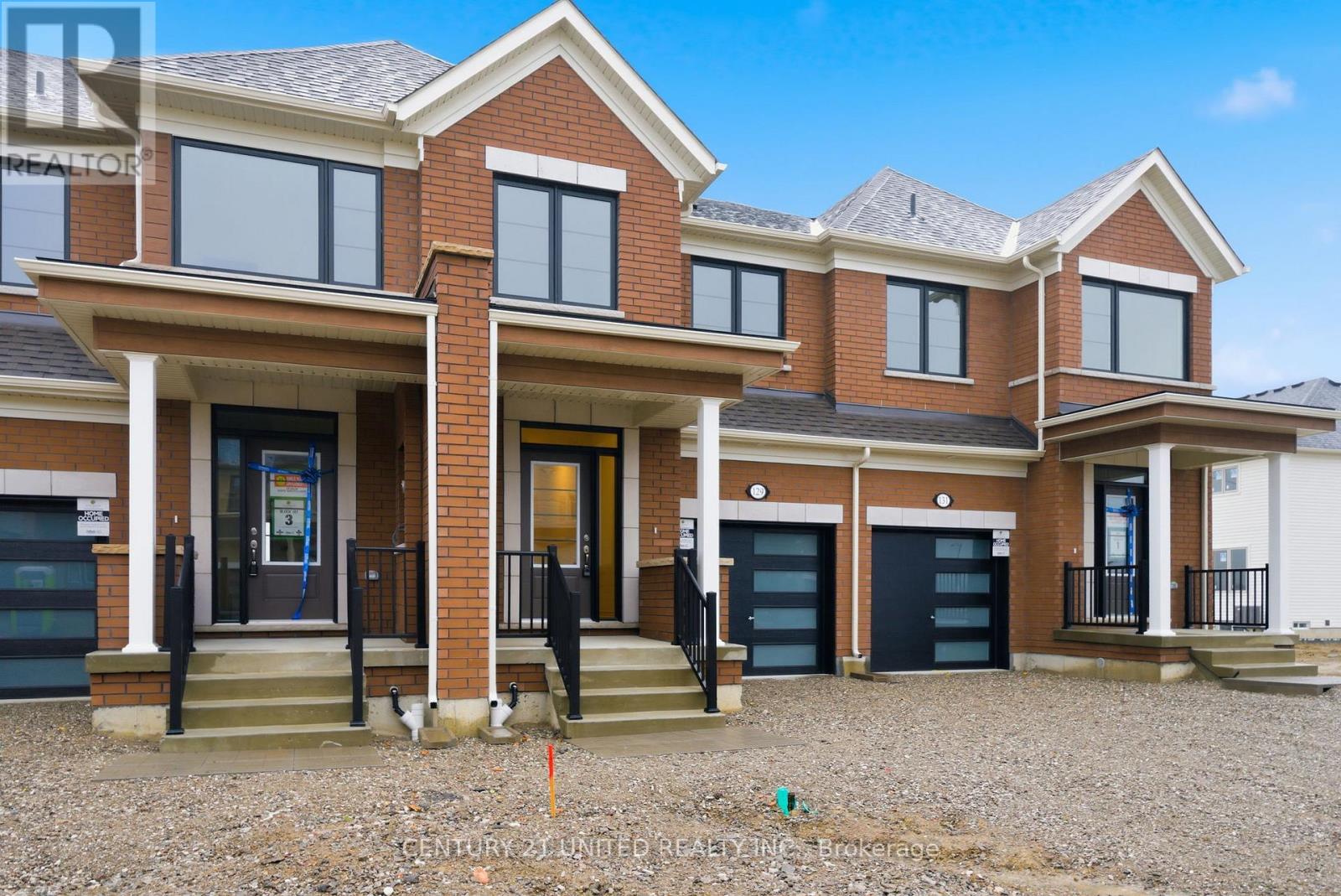 129 Sanderson Drive, Kawartha Lakes (Lindsay), Ontario  K9V 0S7 - Photo 3 - X12519438