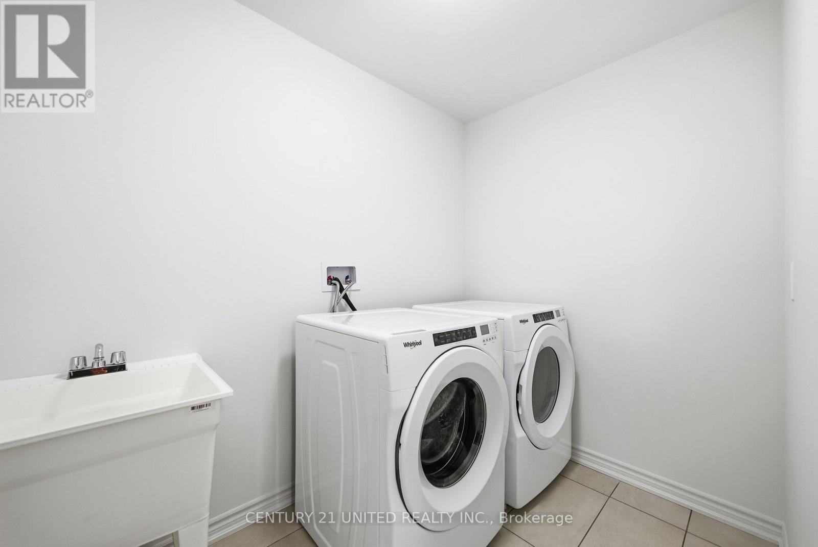 129 Sanderson Drive, Kawartha Lakes (Lindsay), Ontario  K9V 0S7 - Photo 30 - X12519438