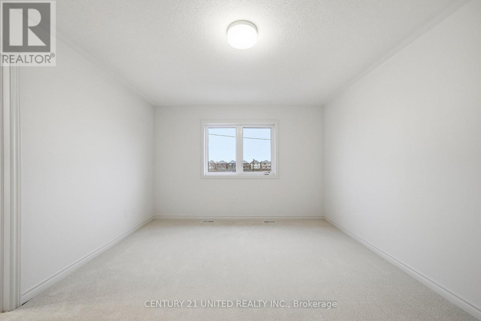 129 Sanderson Drive, Kawartha Lakes (Lindsay), Ontario  K9V 0S7 - Photo 34 - X12519438