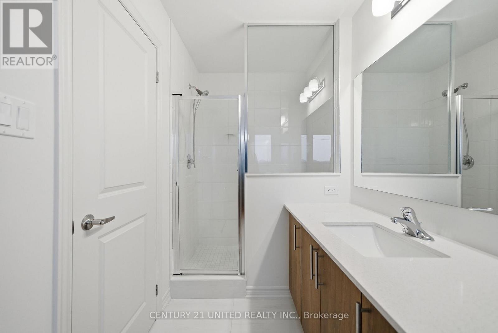 129 Sanderson Drive, Kawartha Lakes (Lindsay), Ontario  K9V 0S7 - Photo 37 - X12519438