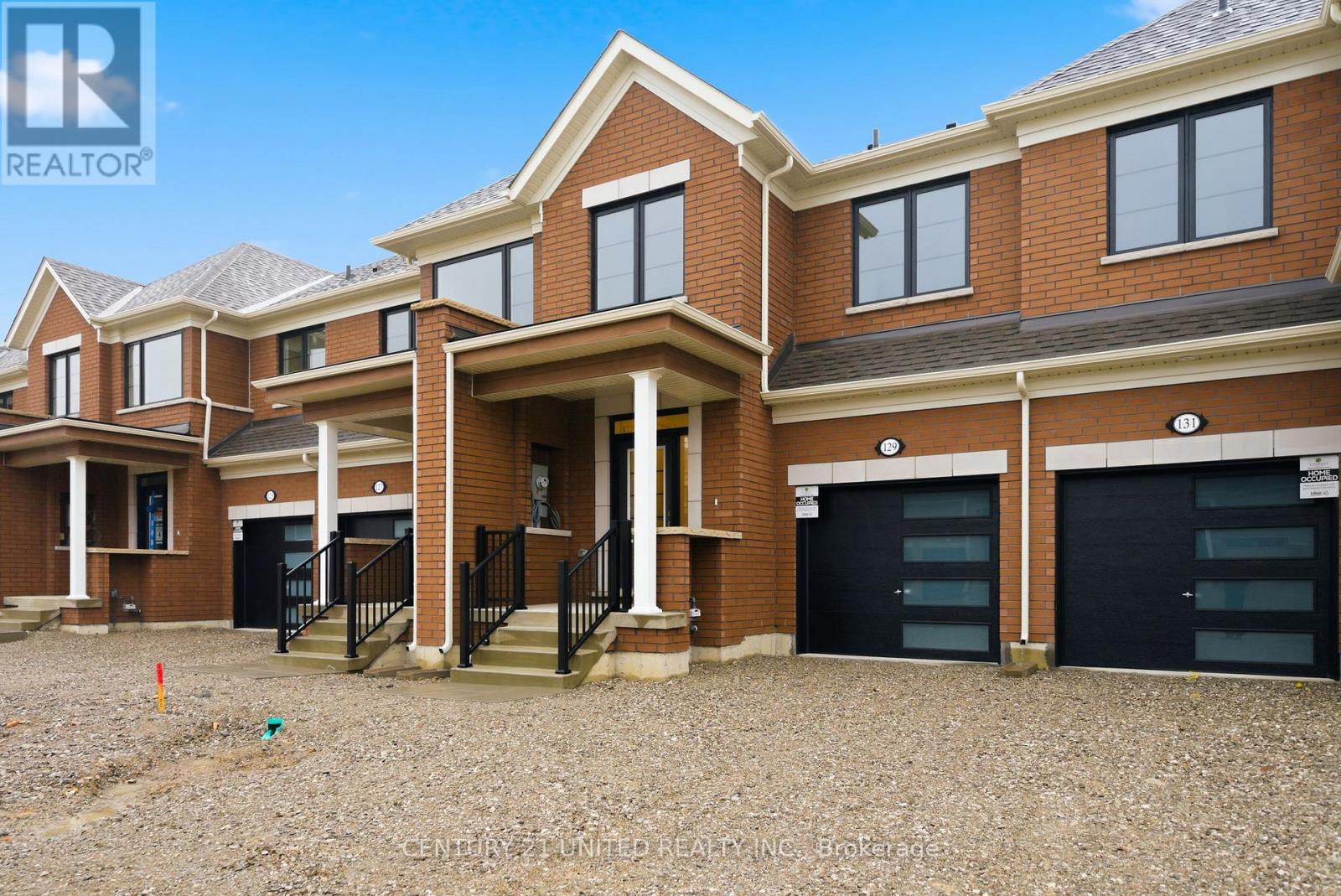 129 Sanderson Drive, Kawartha Lakes (Lindsay), Ontario  K9V 0S7 - Photo 4 - X12519438