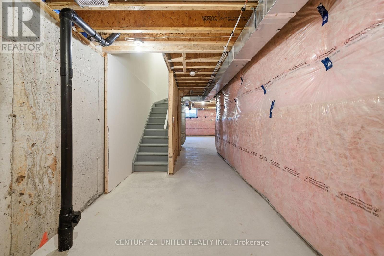 129 Sanderson Drive, Kawartha Lakes (Lindsay), Ontario  K9V 0S7 - Photo 45 - X12519438