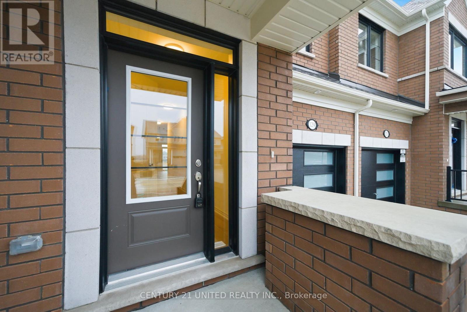 129 Sanderson Drive, Kawartha Lakes (Lindsay), Ontario  K9V 0S7 - Photo 5 - X12519438