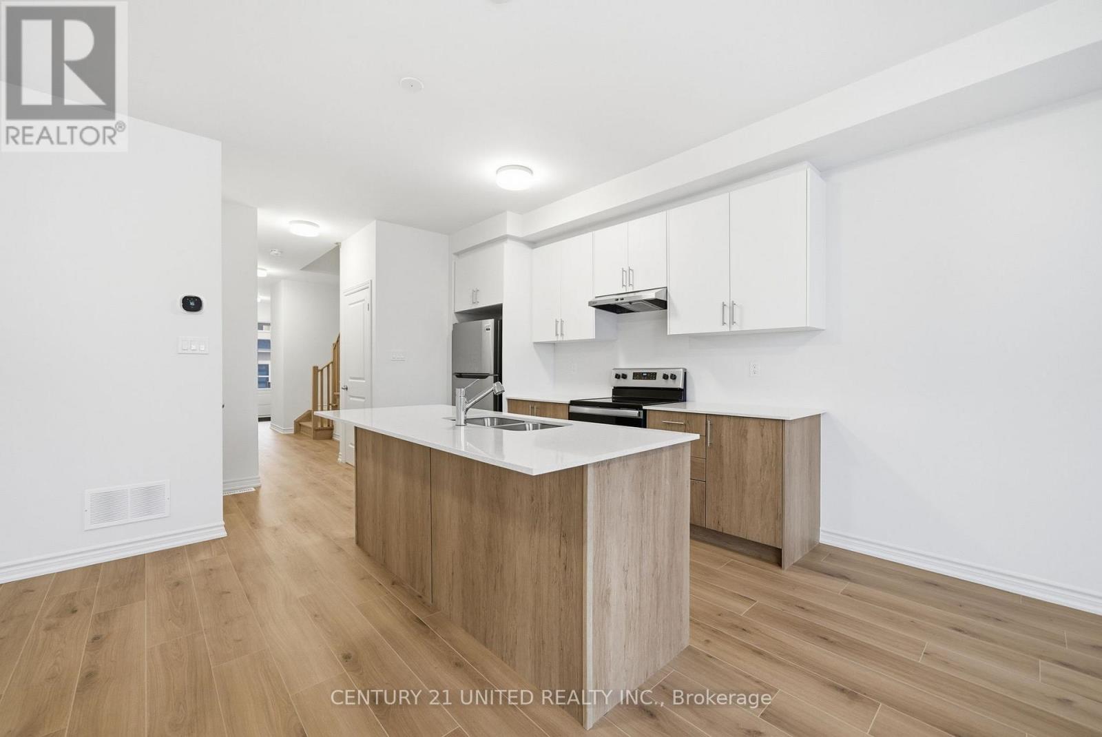 129 Sanderson Drive, Kawartha Lakes (Lindsay), Ontario  K9V 0S7 - Photo 9 - X12519438