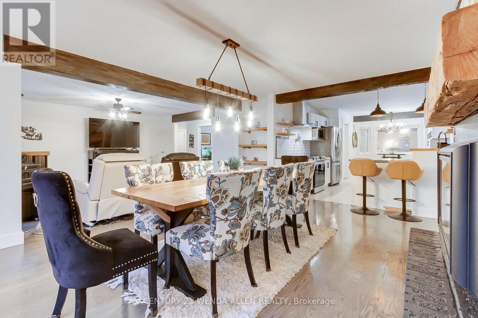 24 Maple Grove Road, Kawartha Lakes (Fenelon), Ontario  K9V 4R6 - Photo 9 - X12519188