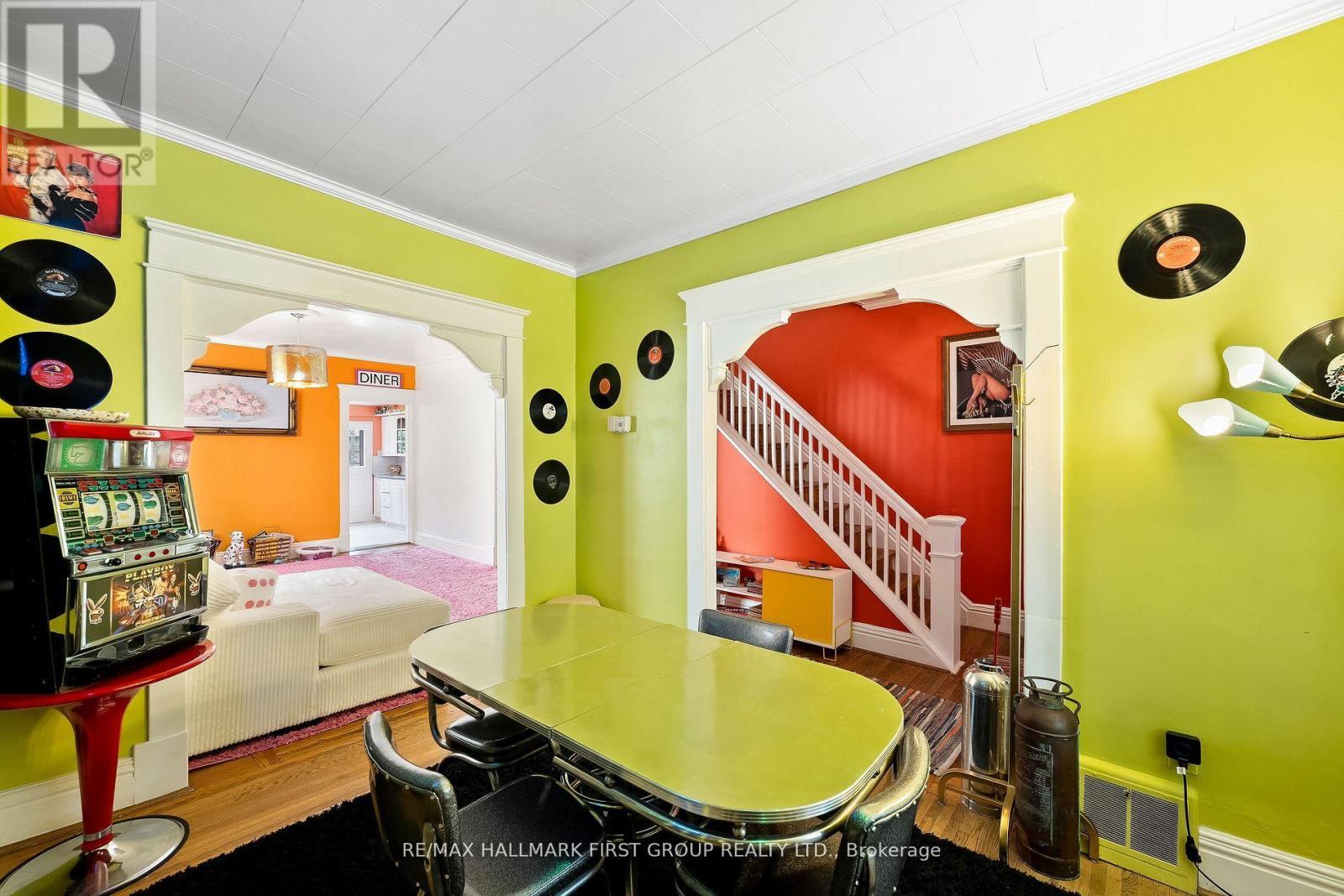 168 Adeline Street, Peterborough (Town Ward 3), Ontario  K9J 5E3 - Photo 11 - X12519618