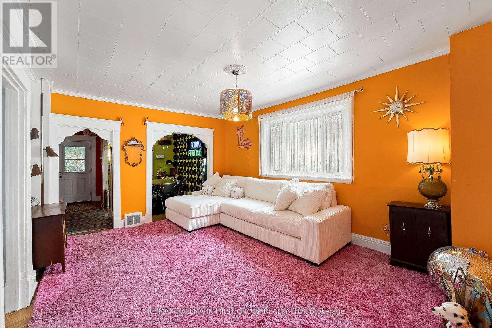 168 Adeline Street, Peterborough (Town Ward 3), Ontario  K9J 5E3 - Photo 12 - X12519618