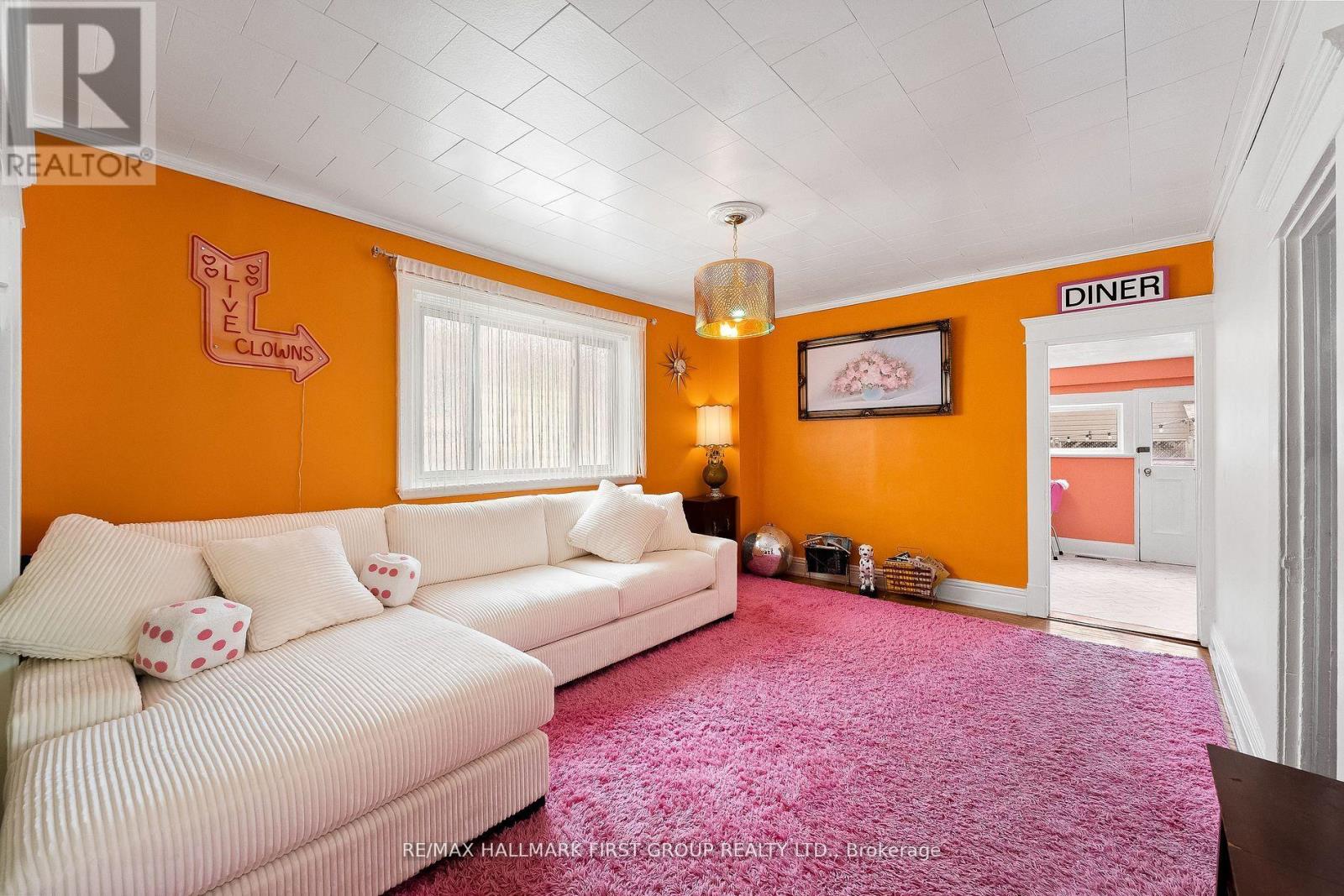 168 Adeline Street, Peterborough (Town Ward 3), Ontario  K9J 5E3 - Photo 13 - X12519618