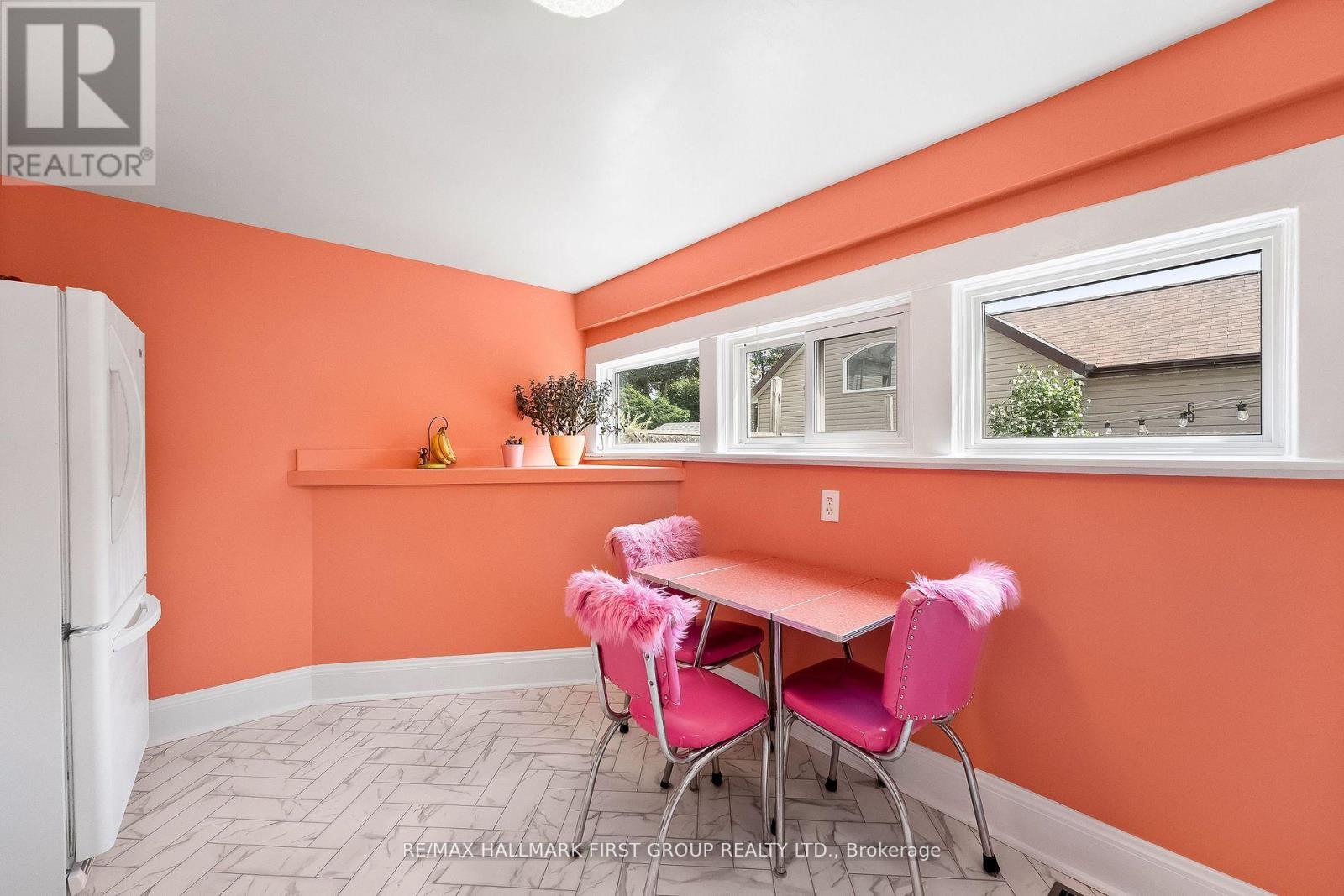 168 Adeline Street, Peterborough (Town Ward 3), Ontario  K9J 5E3 - Photo 19 - X12519618