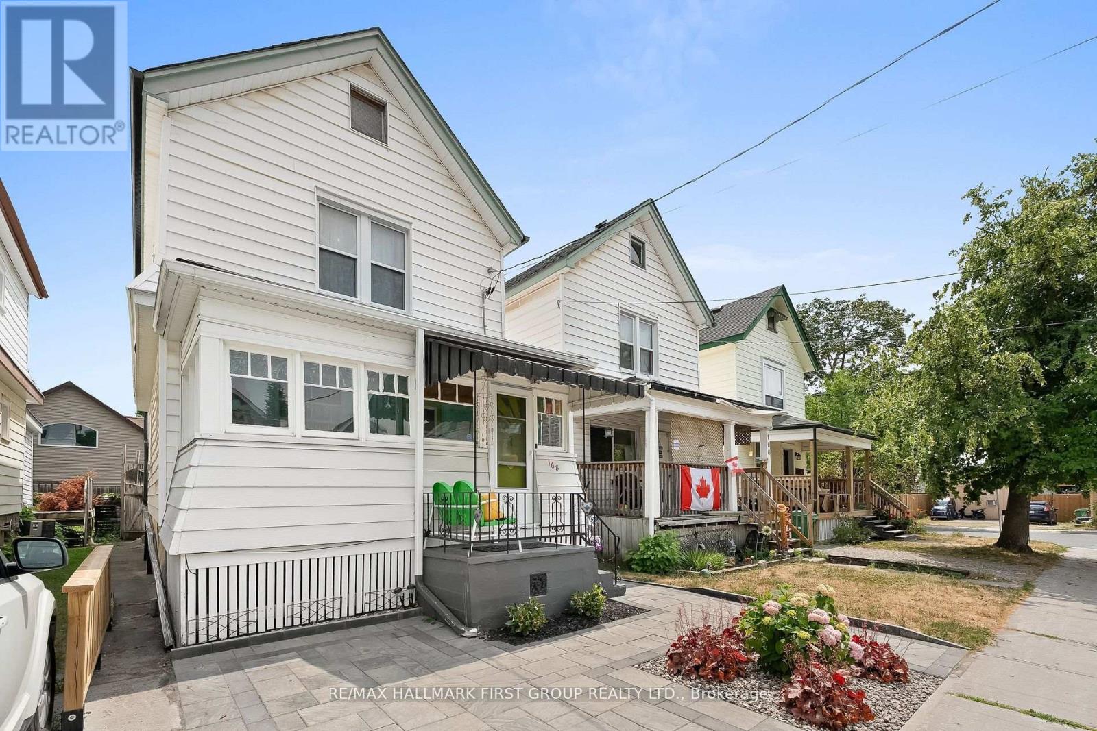 168 Adeline Street, Peterborough (Town Ward 3), Ontario  K9J 5E3 - Photo 3 - X12519618