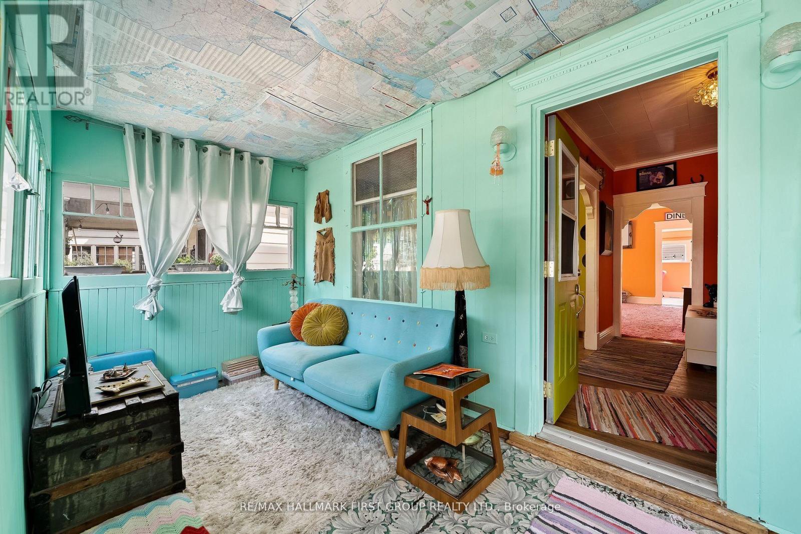 168 Adeline Street, Peterborough (Town Ward 3), Ontario  K9J 5E3 - Photo 5 - X12519618