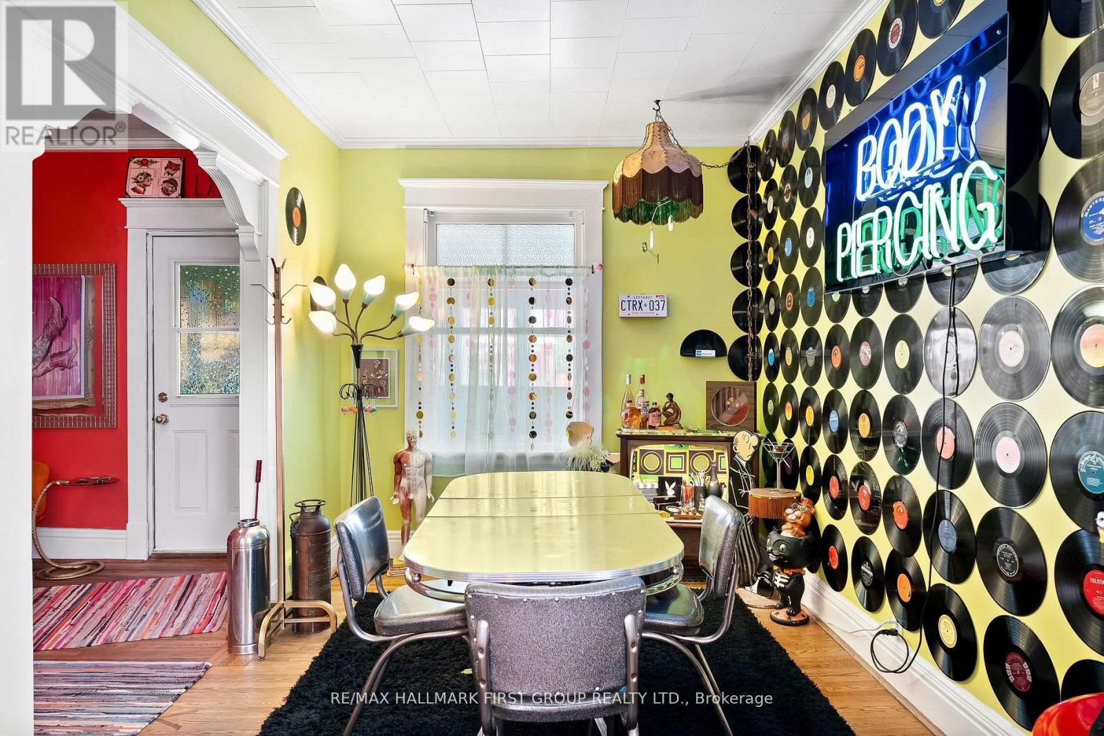 168 Adeline Street, Peterborough (Town Ward 3), Ontario  K9J 5E3 - Photo 9 - X12519618