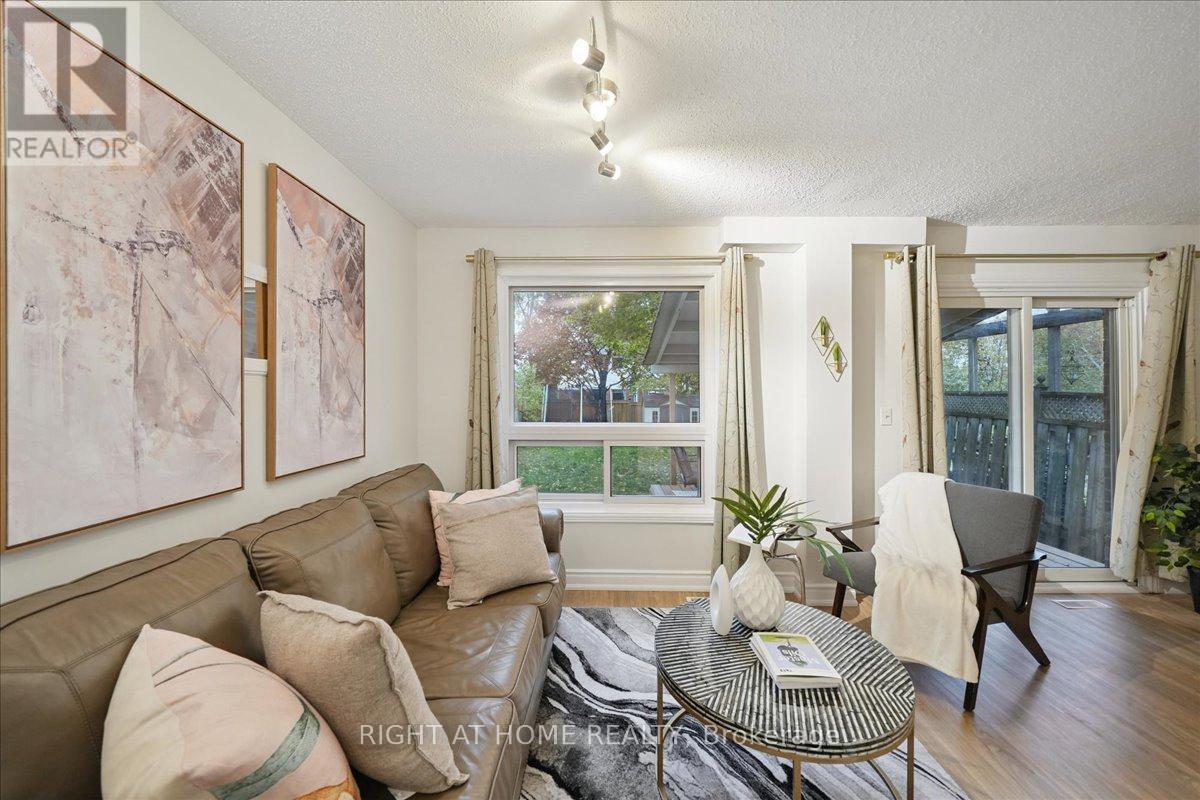 64 Hart Boulevard, Clarington (Newcastle), Ontario  L1B 1E4 - Photo 10 - E12520486