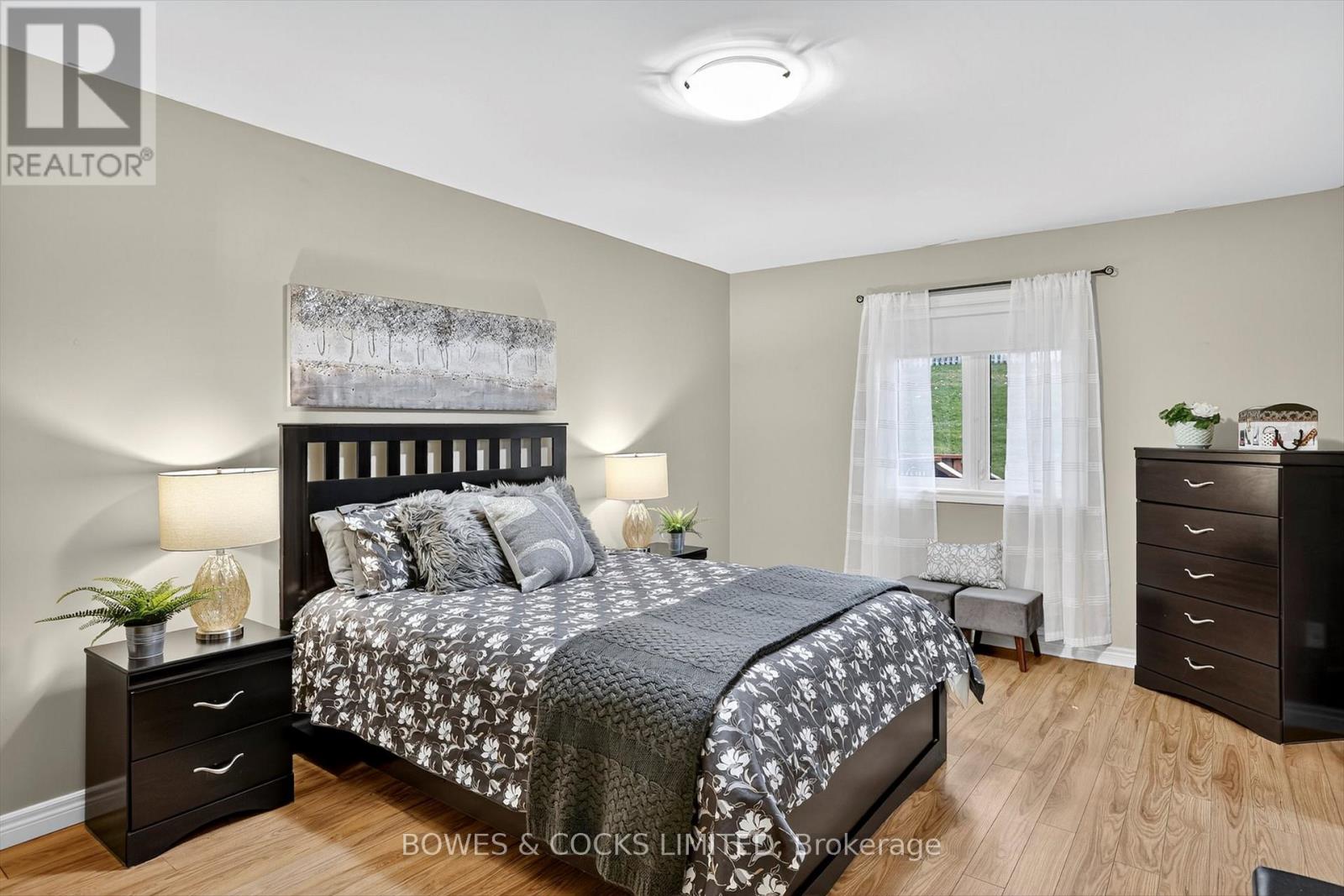 63 - 135 Village Crescent, Peterborough (Otonabee Ward 1), Ontario  K9J 0A9 - Photo 19 - X12520884