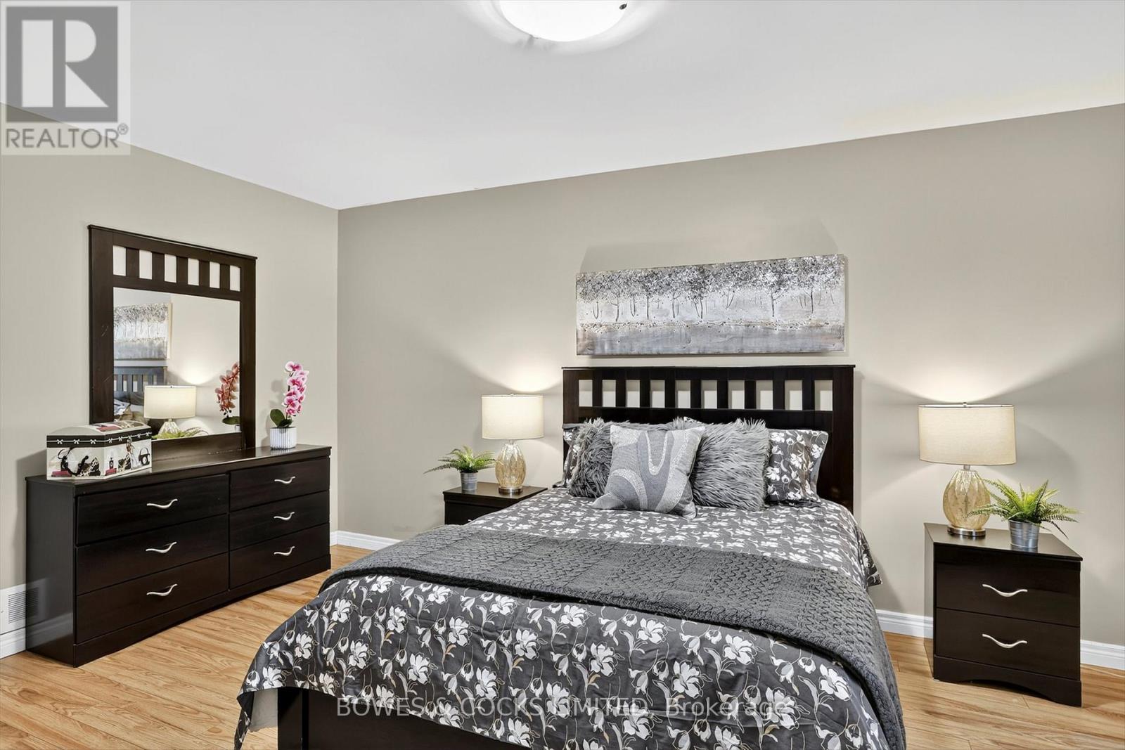 63 - 135 Village Crescent, Peterborough (Otonabee Ward 1), Ontario  K9J 0A9 - Photo 20 - X12520884