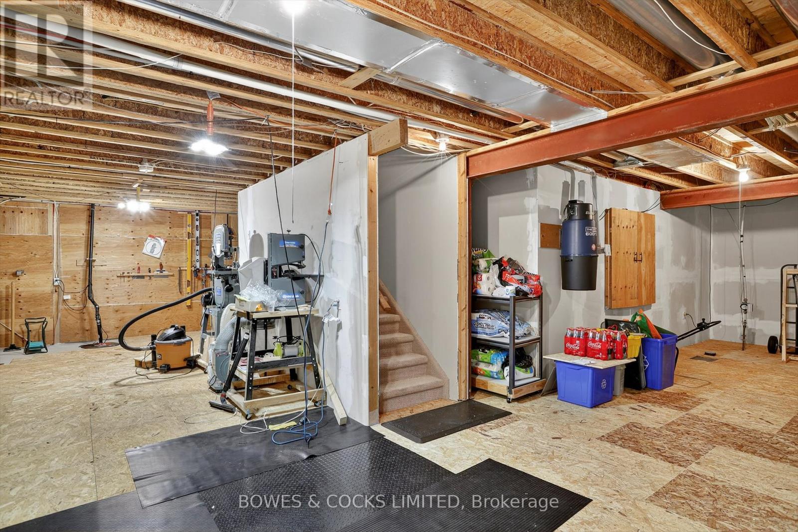 63 - 135 Village Crescent, Peterborough (Otonabee Ward 1), Ontario  K9J 0A9 - Photo 30 - X12520884