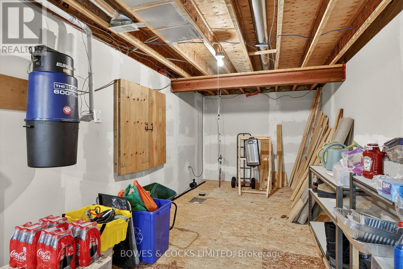 63 - 135 Village Crescent, Peterborough (Otonabee Ward 1), Ontario  K9J 0A9 - Photo 31 - X12520884