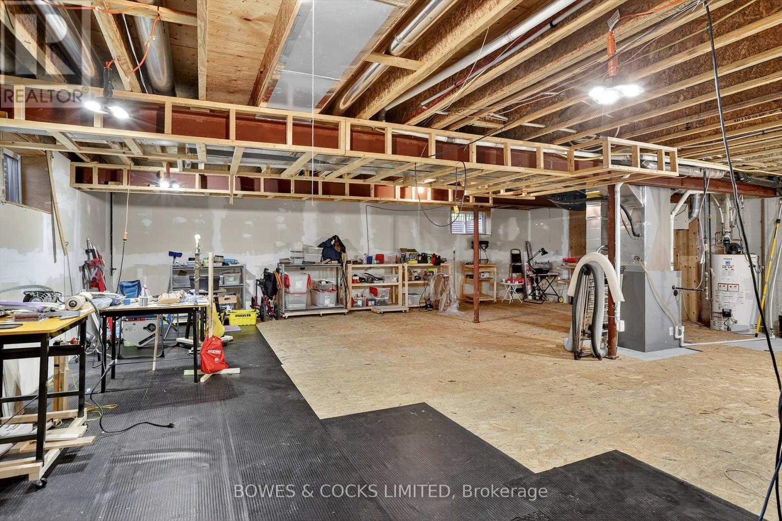 63 - 135 Village Crescent, Peterborough (Otonabee Ward 1), Ontario  K9J 0A9 - Photo 32 - X12520884