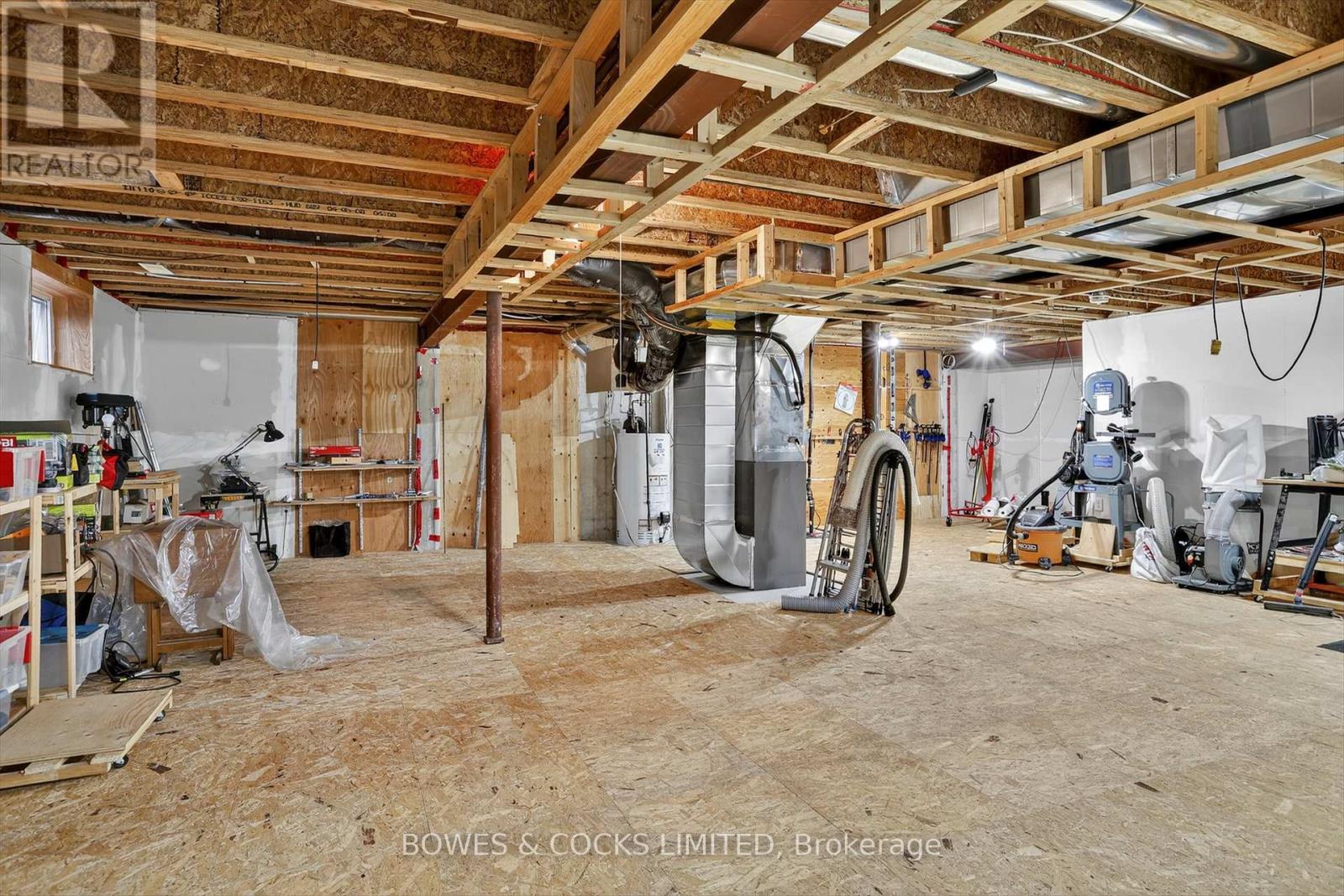 63 - 135 Village Crescent, Peterborough (Otonabee Ward 1), Ontario  K9J 0A9 - Photo 33 - X12520884