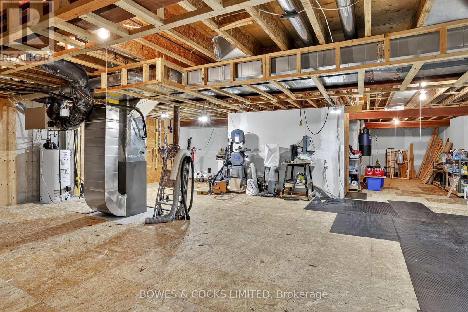 63 - 135 Village Crescent, Peterborough (Otonabee Ward 1), Ontario  K9J 0A9 - Photo 34 - X12520884