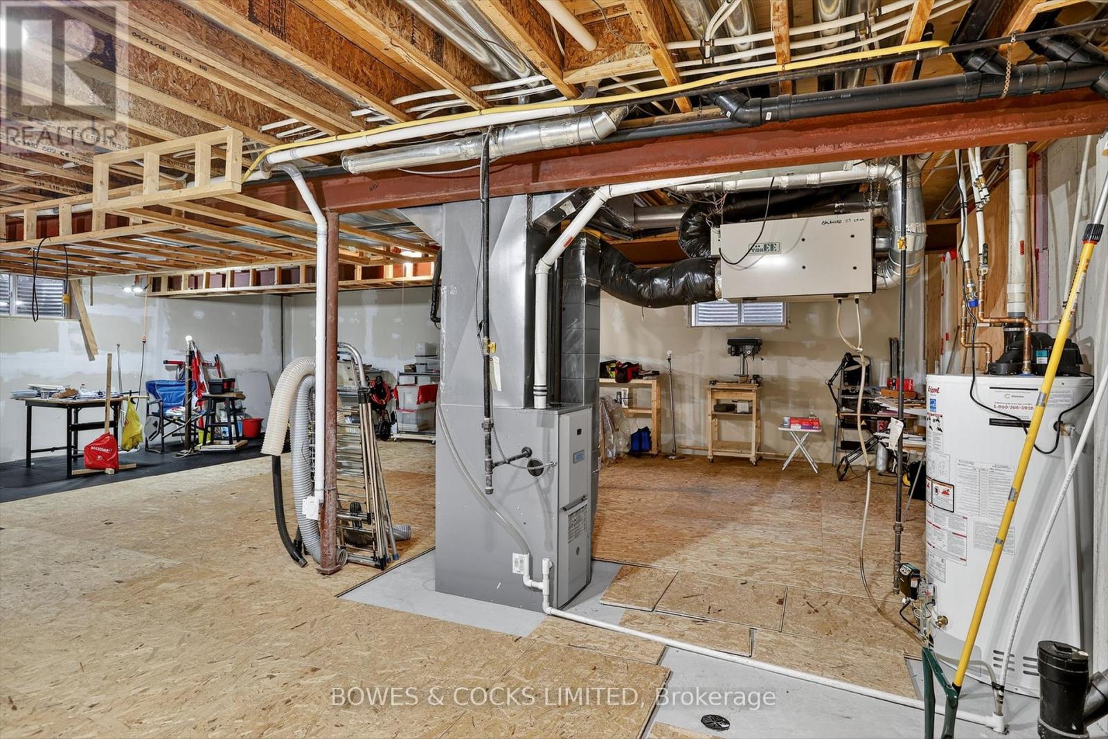 63 - 135 Village Crescent, Peterborough (Otonabee Ward 1), Ontario  K9J 0A9 - Photo 36 - X12520884