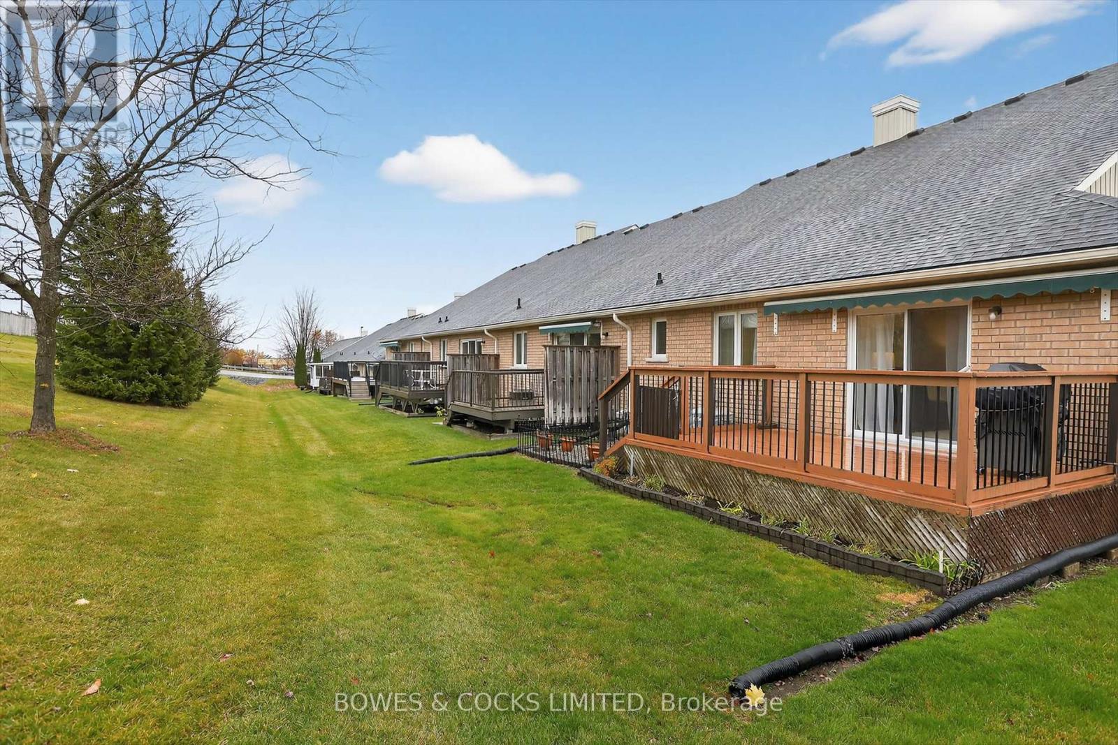 63 - 135 Village Crescent, Peterborough (Otonabee Ward 1), Ontario  K9J 0A9 - Photo 46 - X12520884