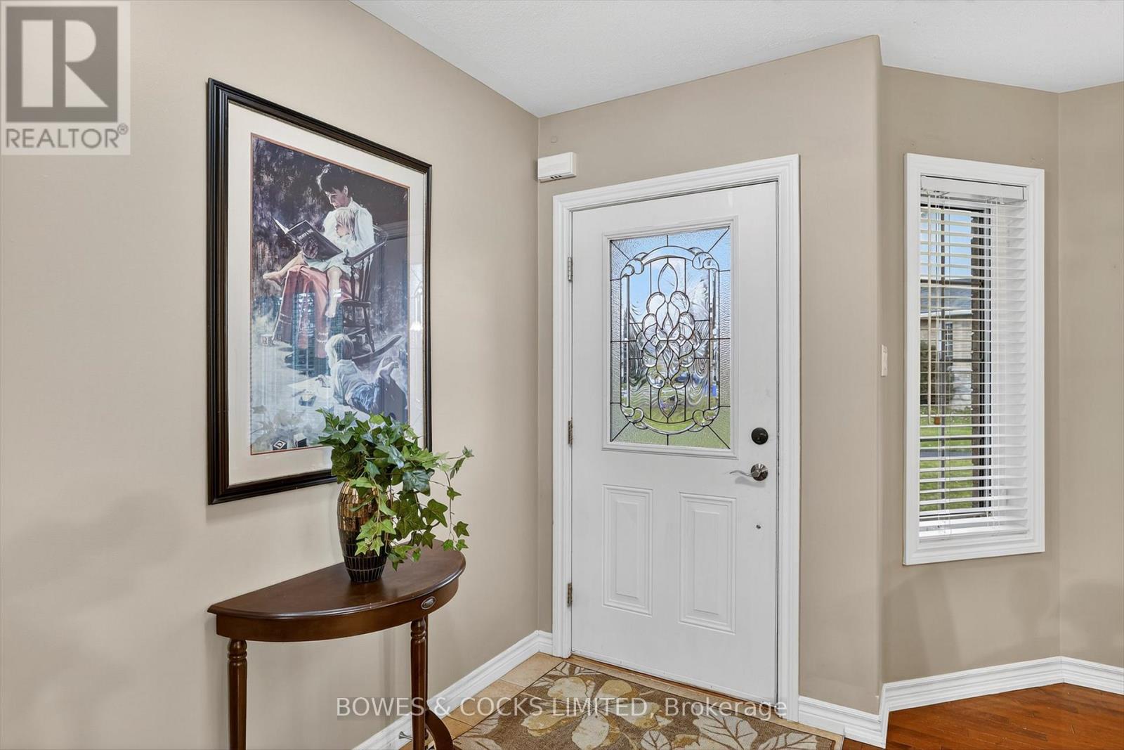 63 - 135 Village Crescent, Peterborough (Otonabee Ward 1), Ontario  K9J 0A9 - Photo 5 - X12520884