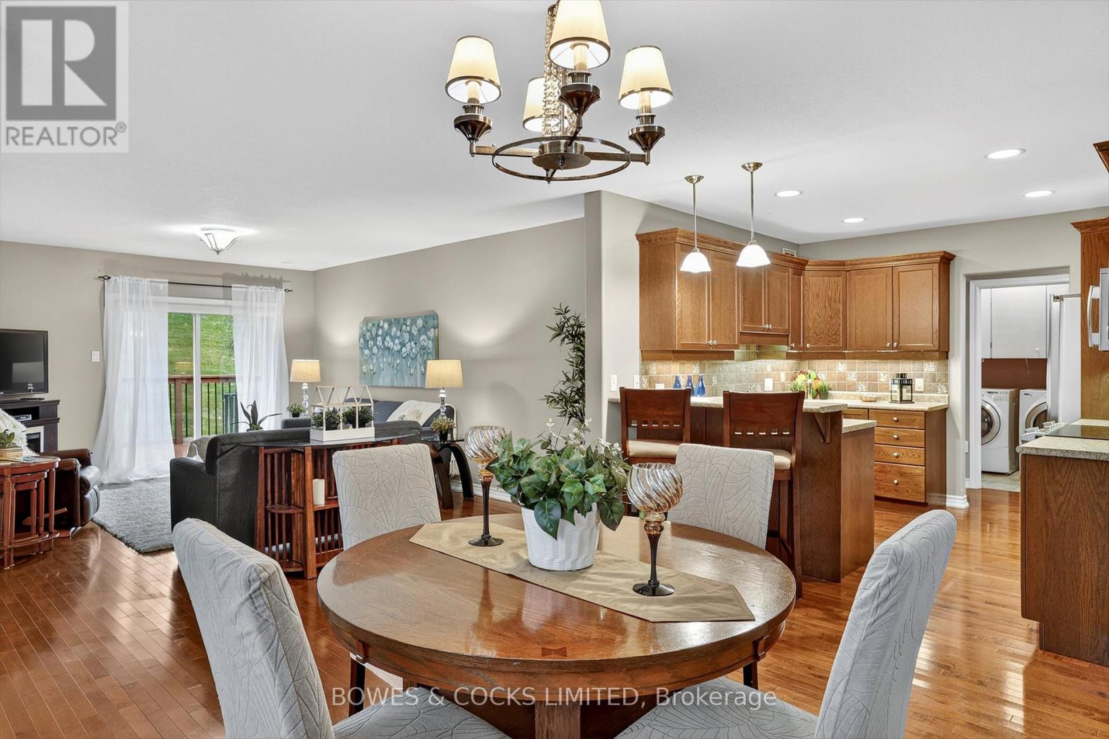 63 - 135 Village Crescent, Peterborough (Otonabee Ward 1), Ontario  K9J 0A9 - Photo 8 - X12520884