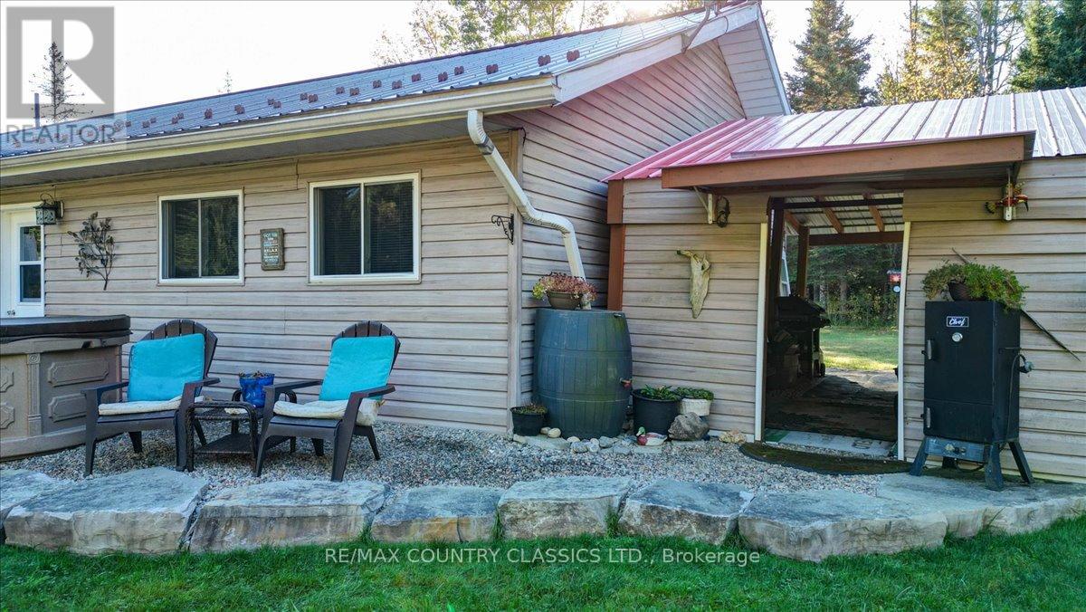 1689 Graphite Road, Hastings Highlands (Monteagle Ward), Ontario  K0L 2S0 - Photo 14 - X12521072