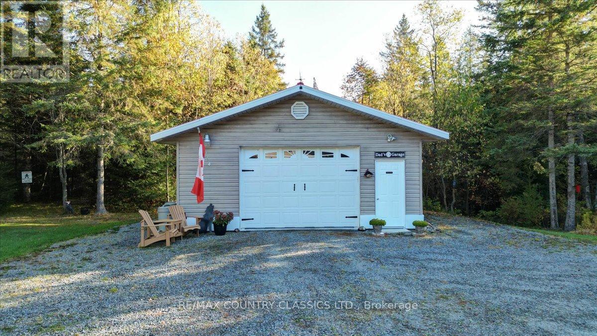 1689 Graphite Road, Hastings Highlands (Monteagle Ward), Ontario  K0L 2S0 - Photo 6 - X12521072