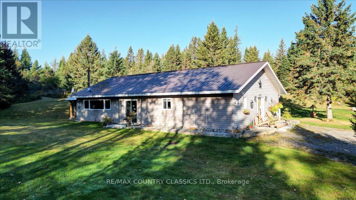 1689 Graphite Road, Hastings Highlands (Monteagle Ward), Ontario  K0L 2S0 - Photo 7 - X12521072