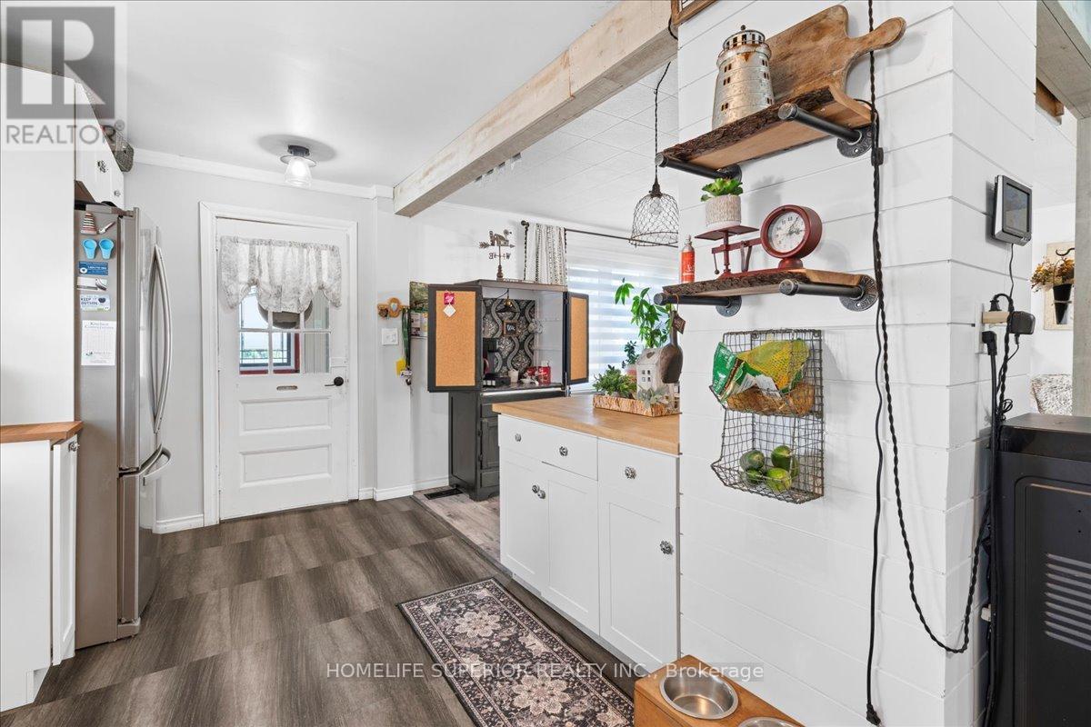 196 First Street, Trent Hills (Campbellford), Ontario  K0L 1L0 - Photo 9 - X12521180