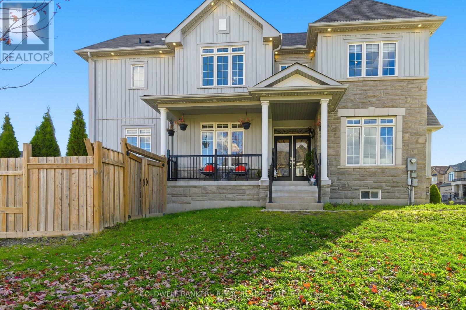 27 Barchard Street, Clarington (Newcastle), Ontario  L1B 0K8 - Photo 3 - E12521266