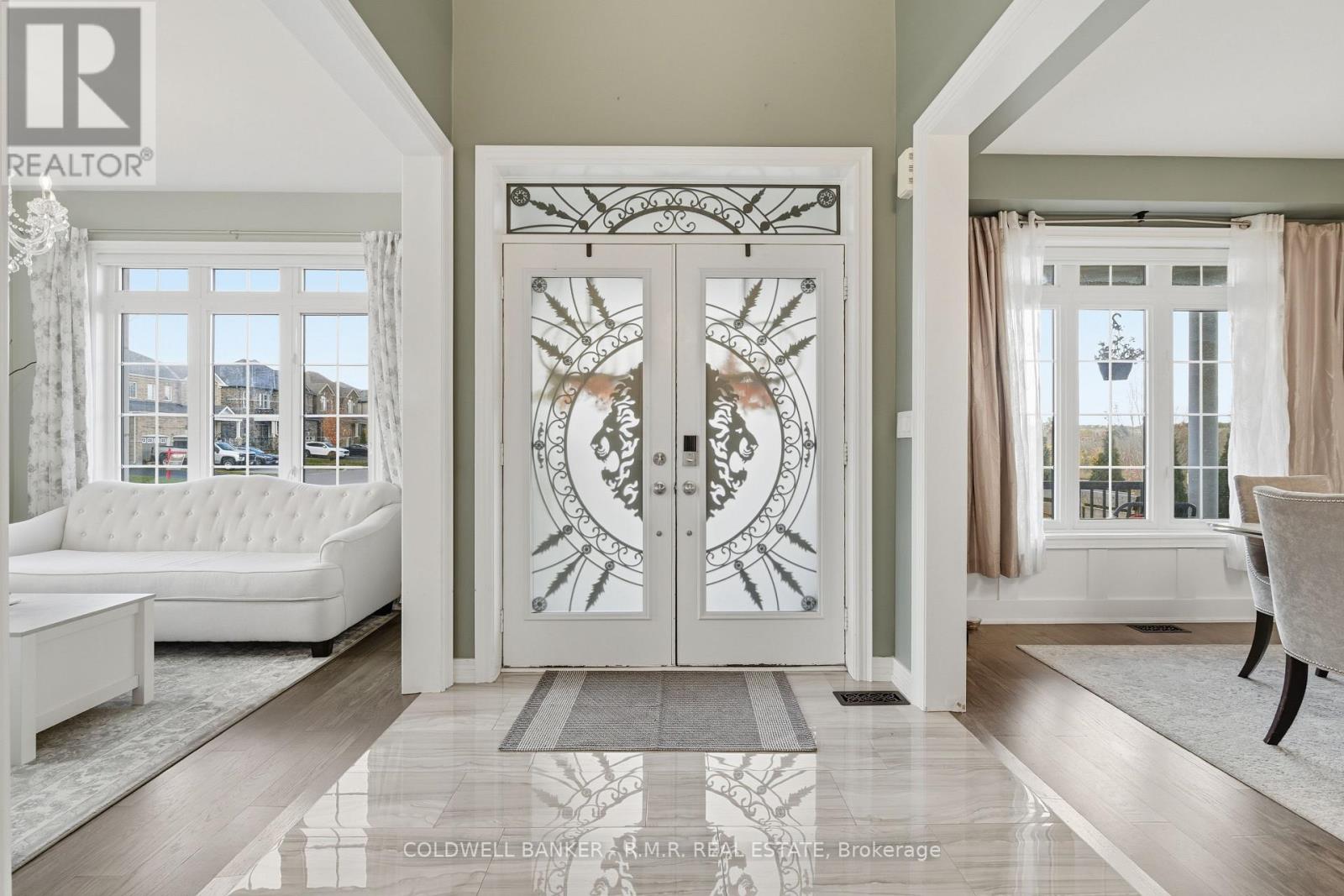 27 Barchard Street, Clarington (Newcastle), Ontario  L1B 0K8 - Photo 5 - E12521266