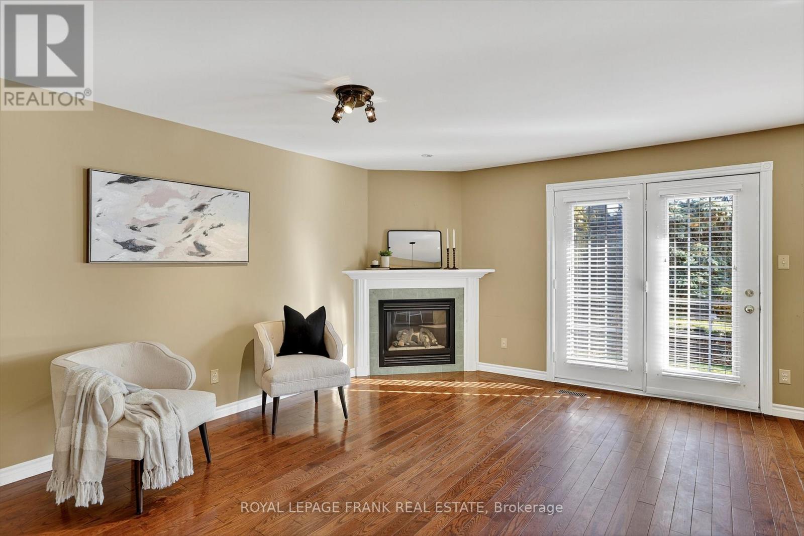 2940 Jennifer Drive, Peterborough (Northcrest Ward 5), Ontario  K9L 1Z9 - Photo 10 - X12521342