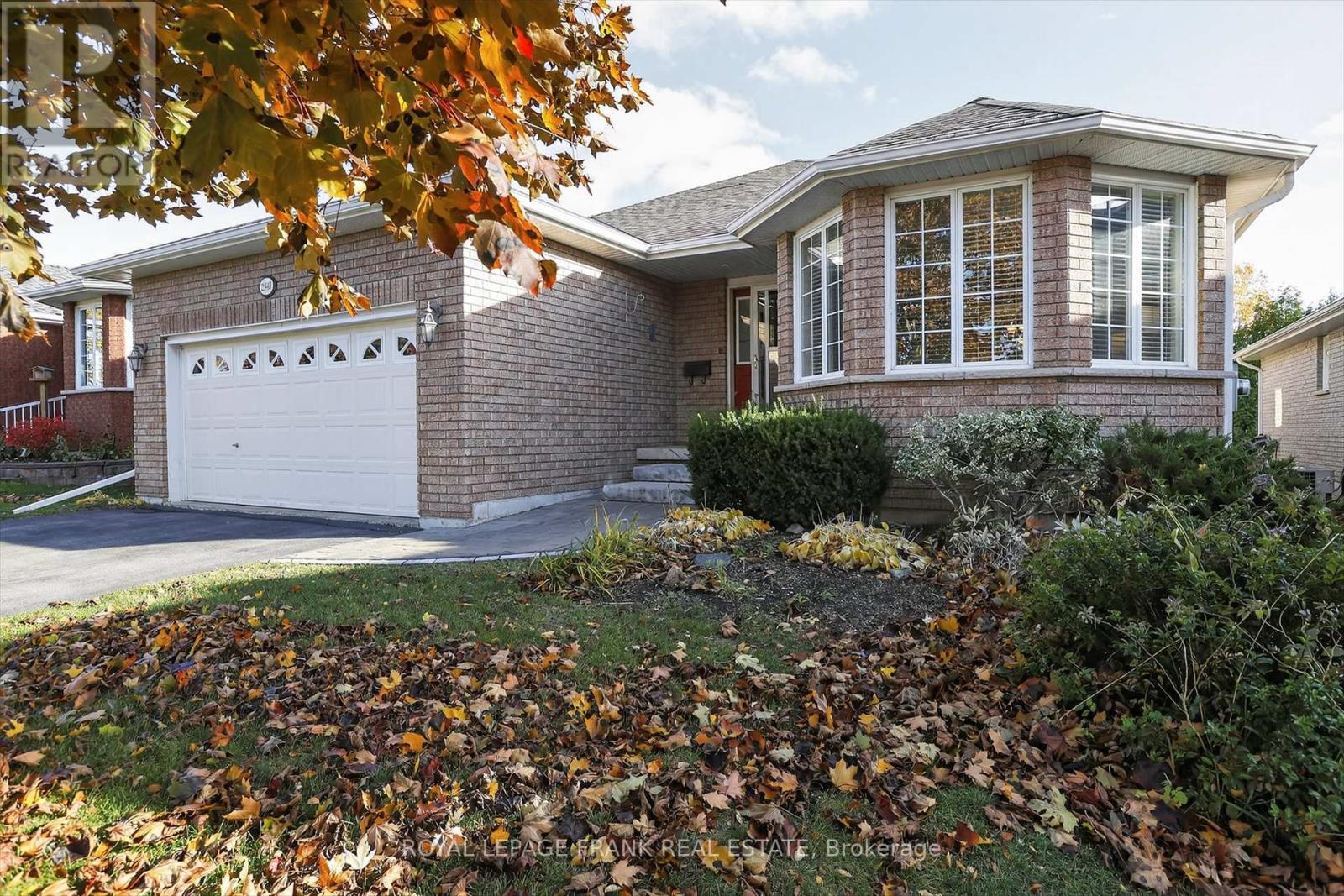 2940 Jennifer Drive, Peterborough (Northcrest Ward 5), Ontario  K9L 1Z9 - Photo 2 - X12521342