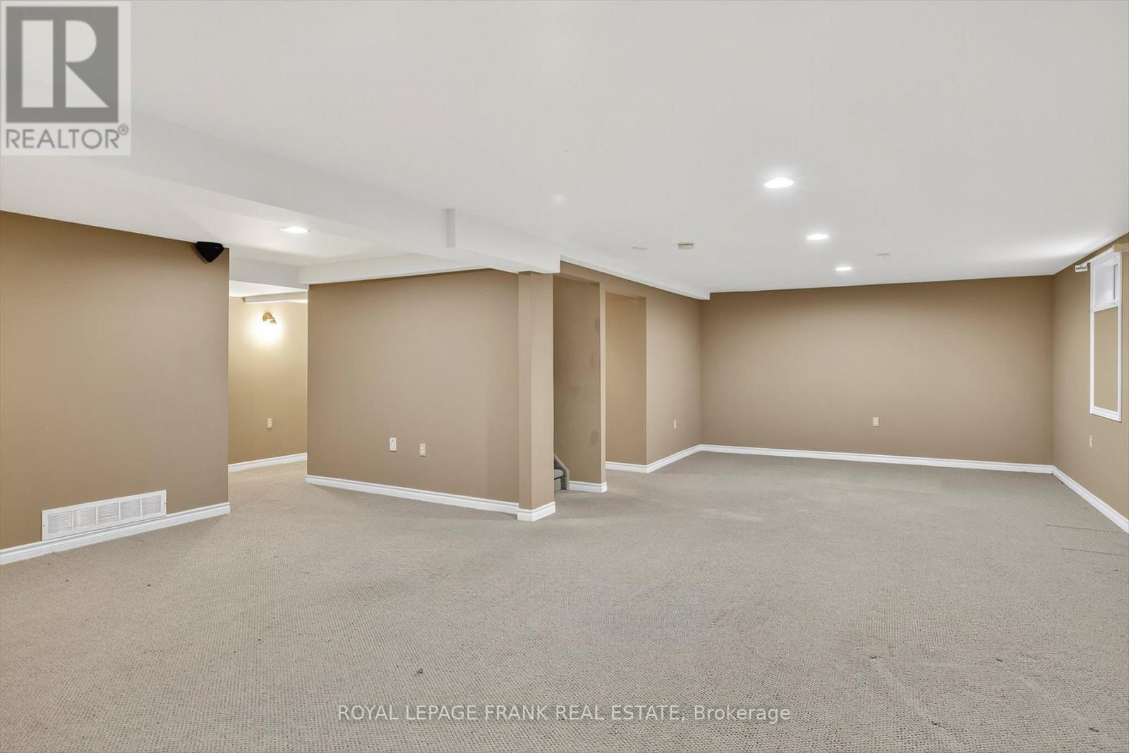 2940 Jennifer Drive, Peterborough (Northcrest Ward 5), Ontario  K9L 1Z9 - Photo 24 - X12521342