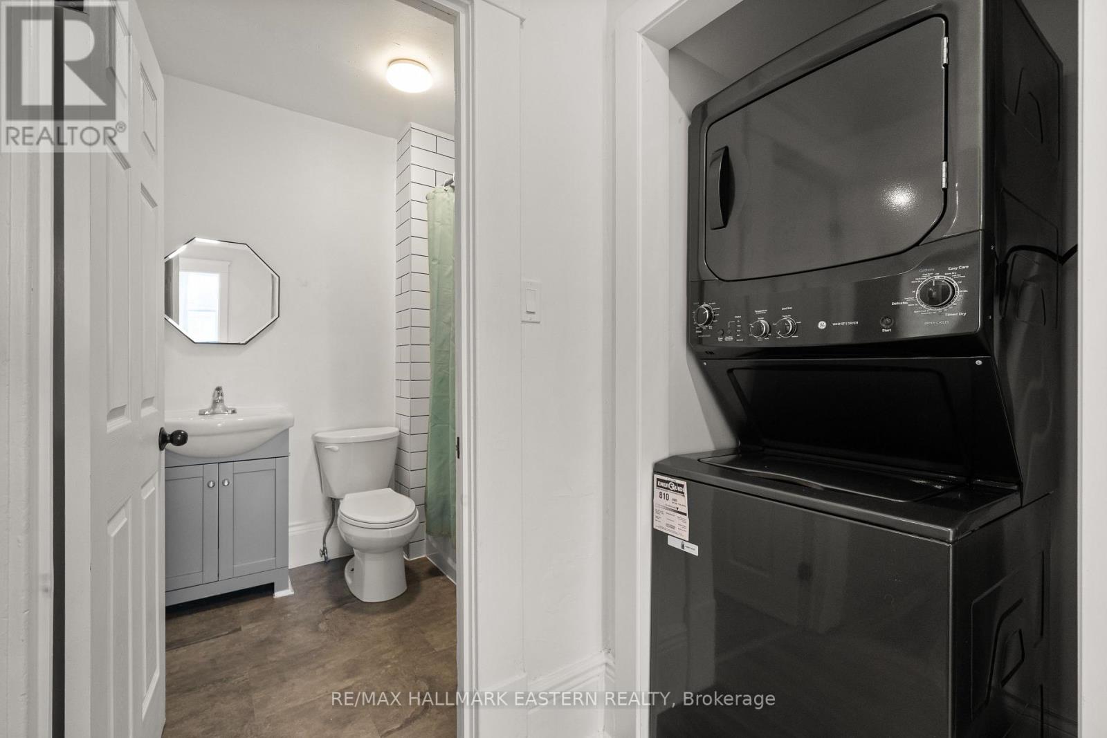 300 Wolfe Street, Peterborough (Town Ward 3), Ontario  K9J 2L5 - Photo 16 - X12521378