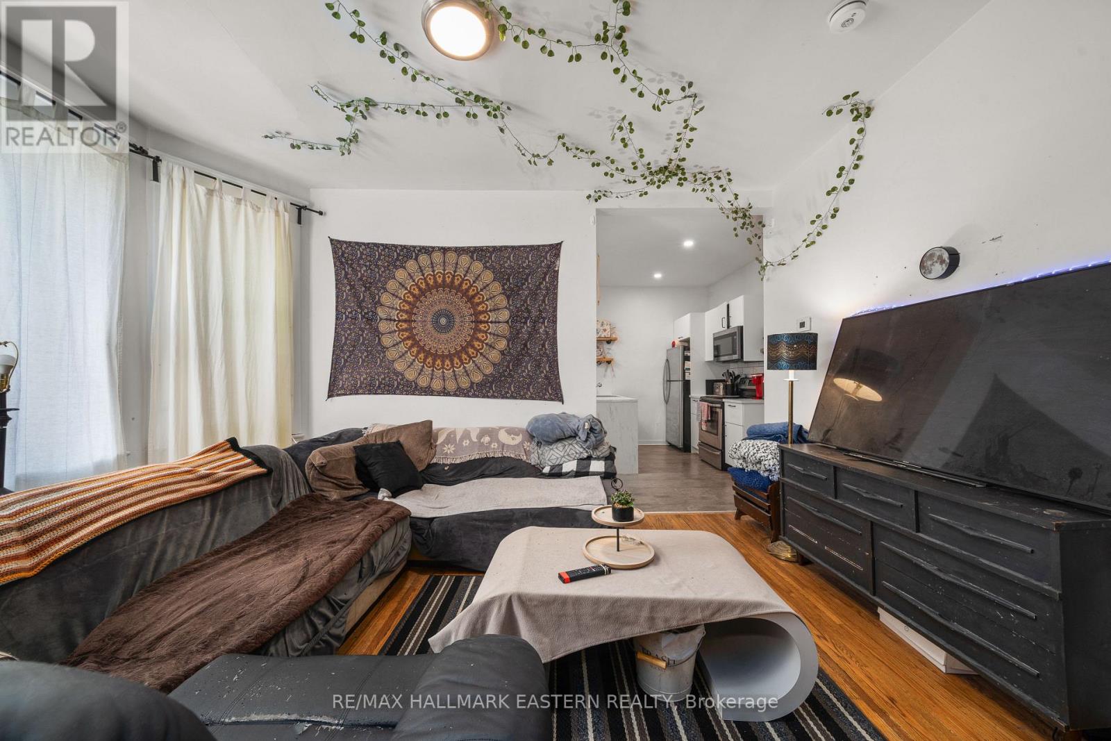 300 Wolfe Street, Peterborough (Town Ward 3), Ontario  K9J 2L5 - Photo 27 - X12521378