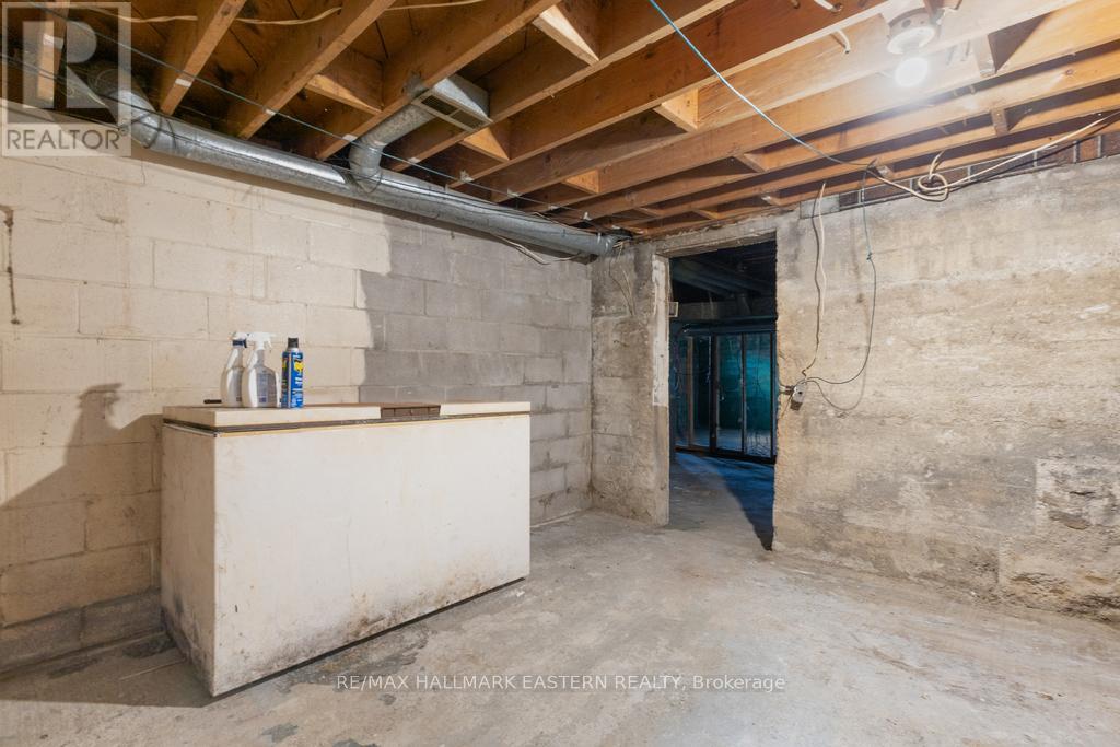 7 Wallace Street, Peterborough (Ashburnham Ward 4), Ontario  K9H 1A8 - Photo 28 - X12521396