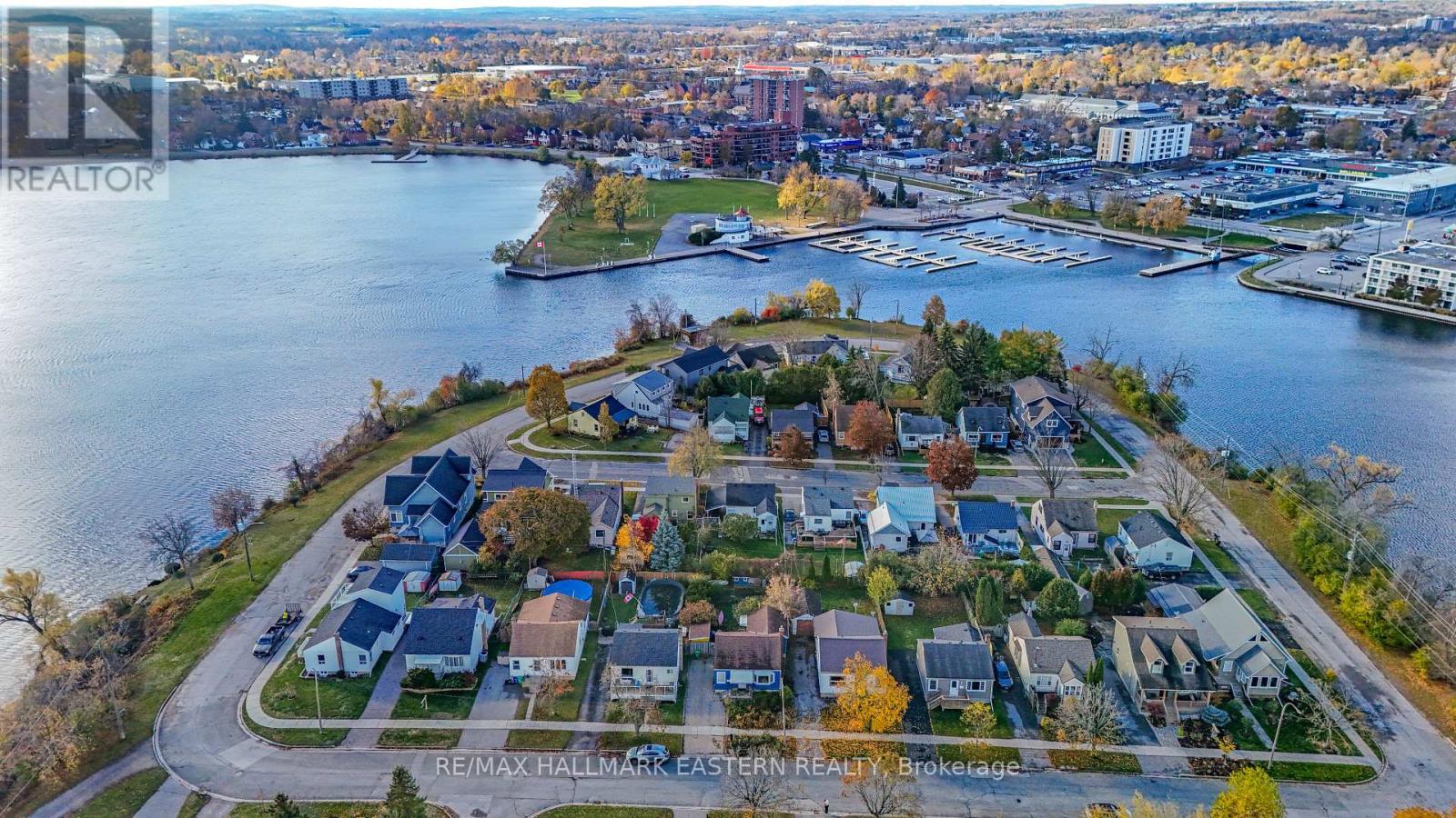 7 Wallace Street, Peterborough (Ashburnham Ward 4), Ontario  K9H 1A8 - Photo 3 - X12521396