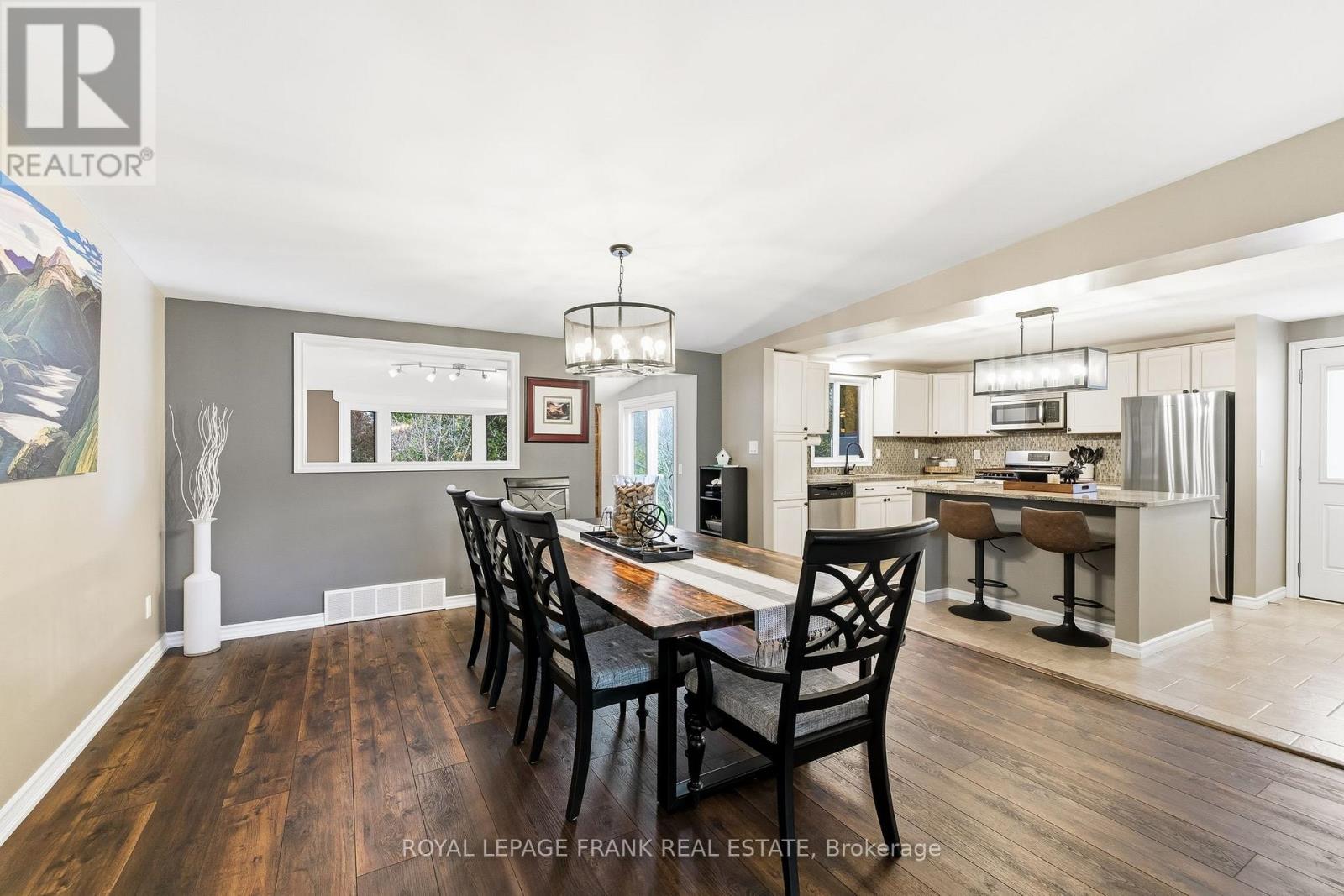 37 Fairway Drive, Clarington (Newcastle), Ontario  L1B 1B4 - Photo 13 - E12521818